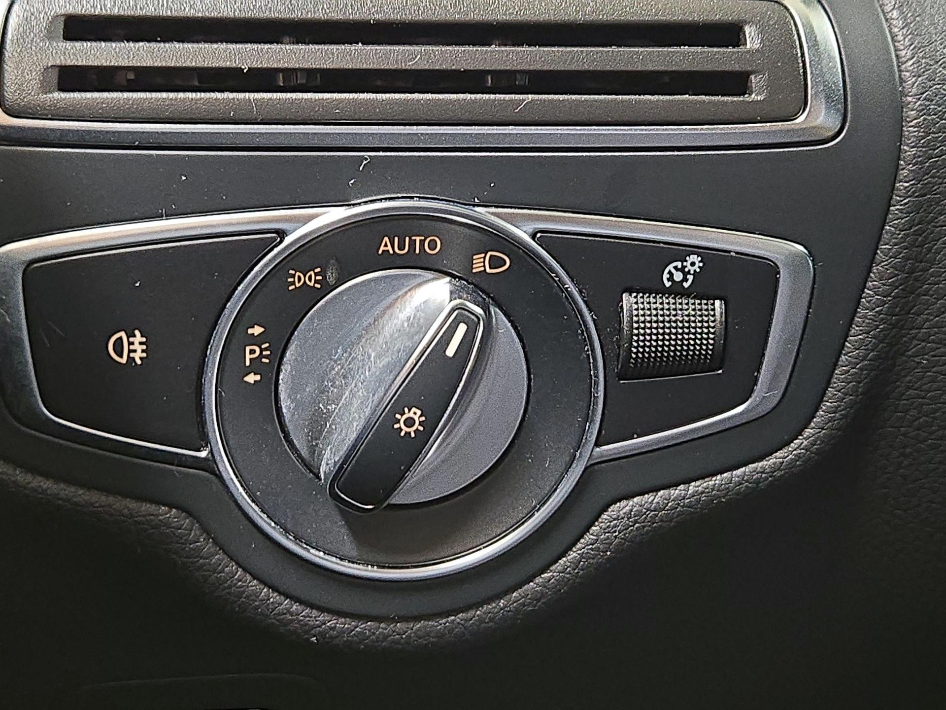 Thumbnail: 2019 Mercedes-Benz C-Class - 13