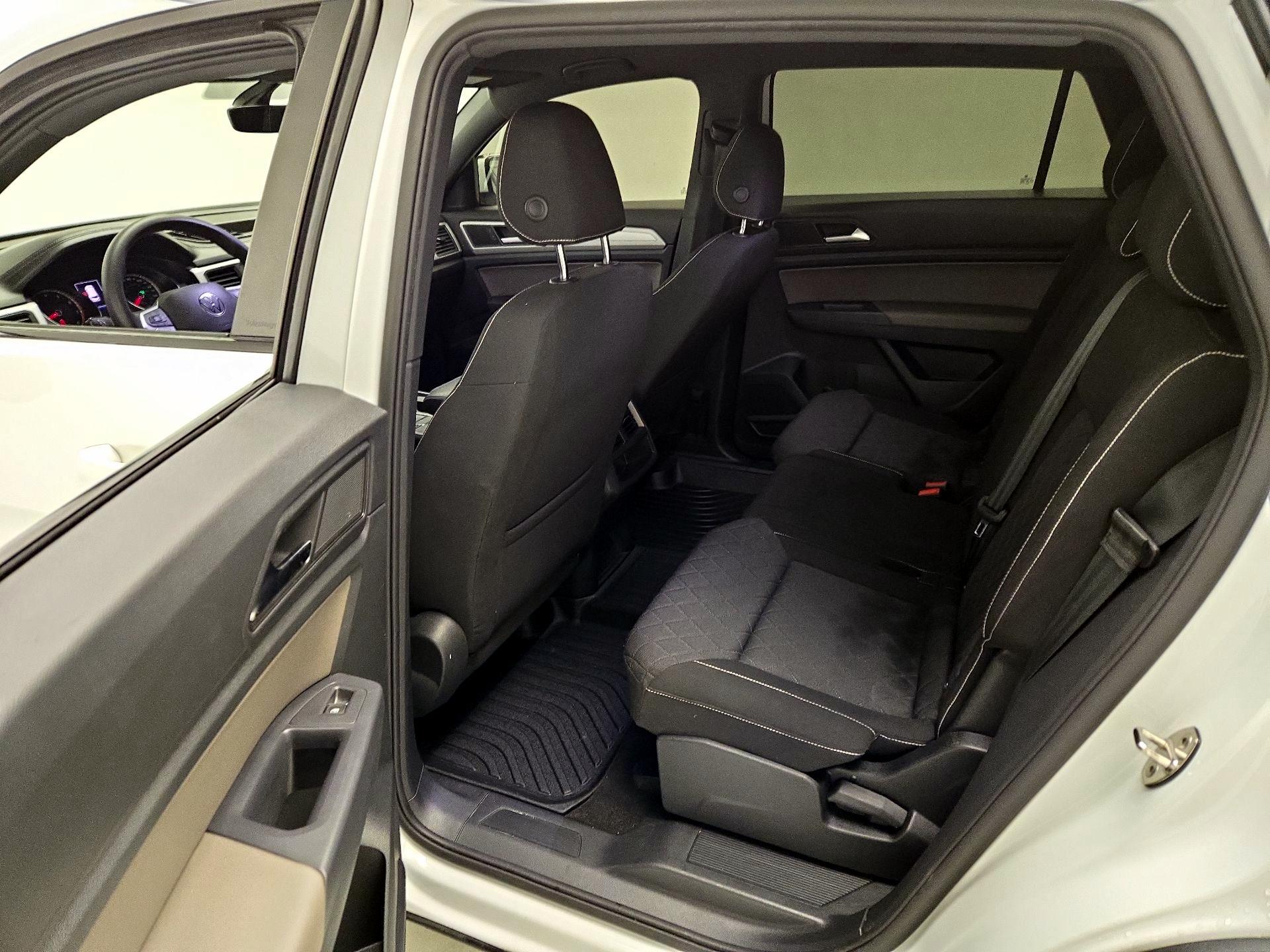 Thumbnail: 2021 Volkswagen Atlas - 19