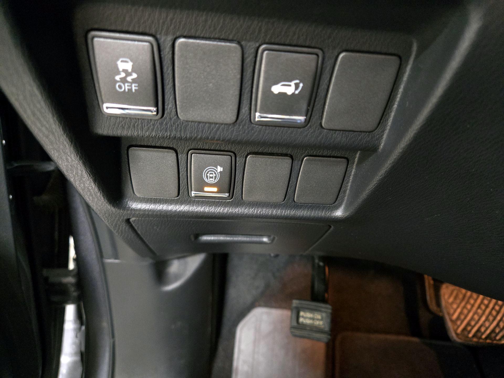 Thumbnail: 2019 INFINITI QX60 - 13