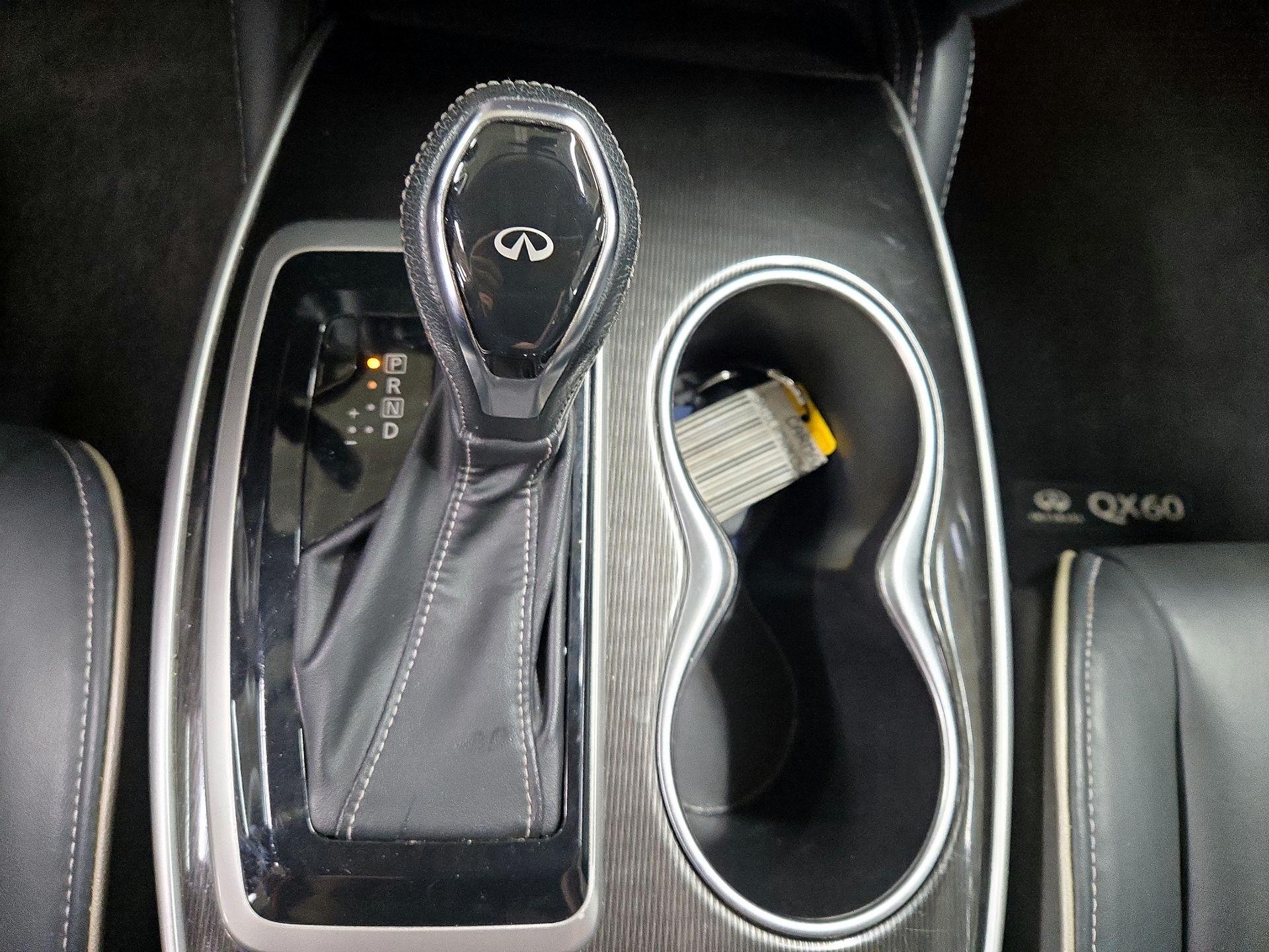 Thumbnail: 2019 INFINITI QX60 - 16