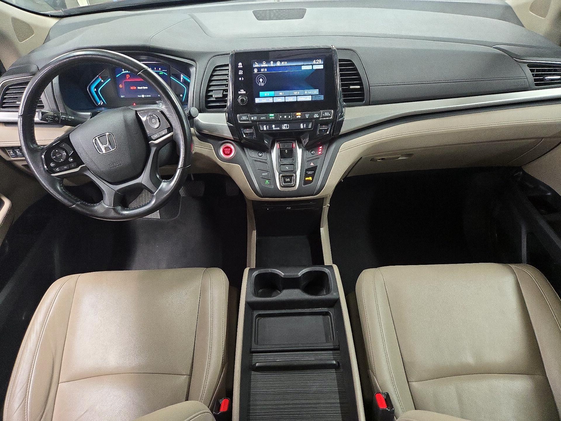 Thumbnail: 2018 Honda Odyssey - 9