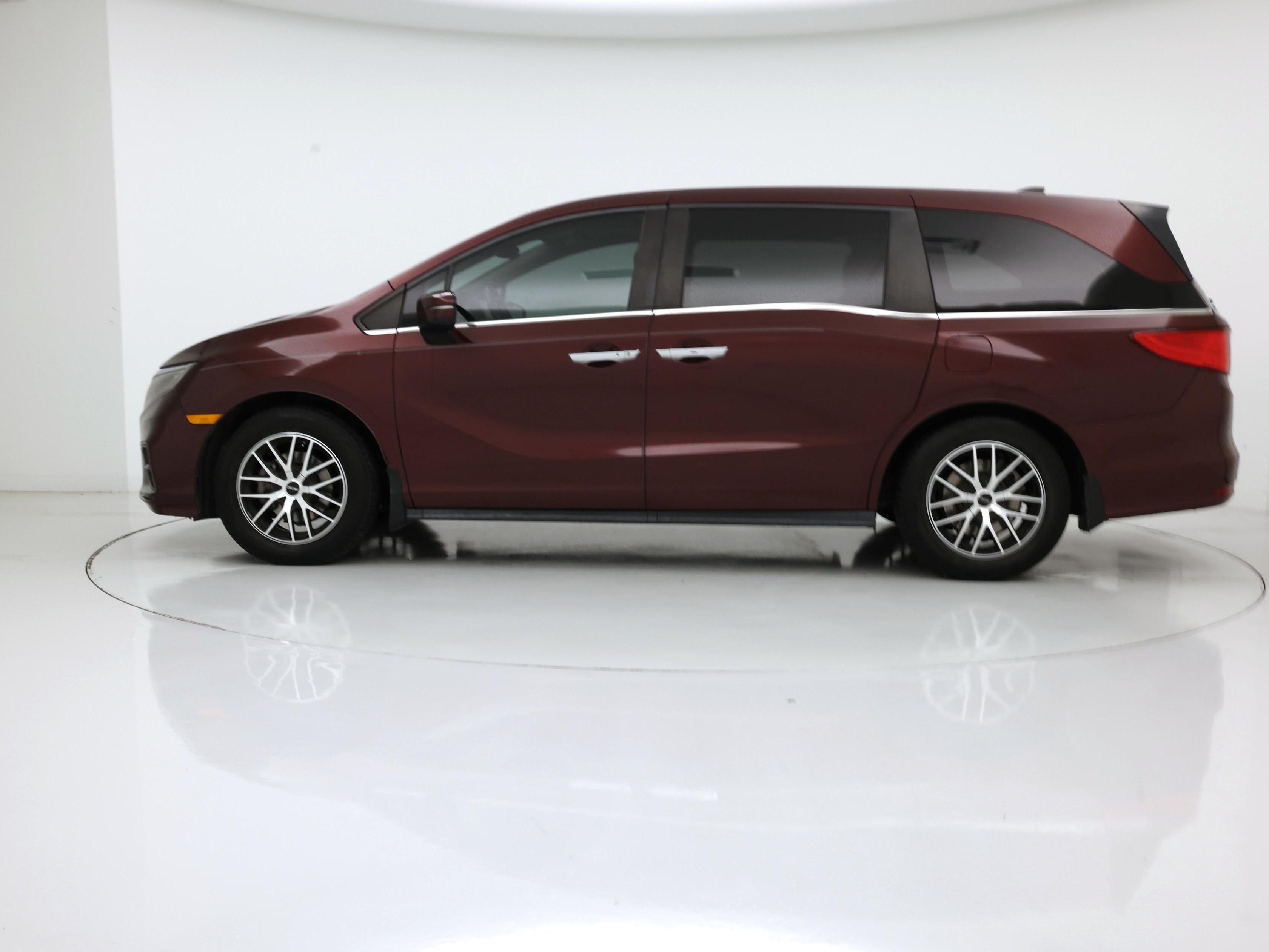 Thumbnail: 2018 Honda Odyssey - 3