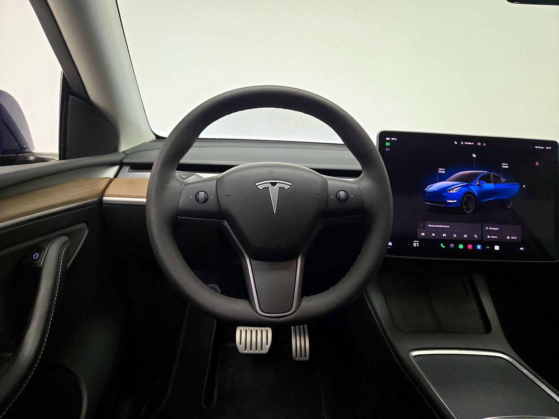 Thumbnail: 2023 Tesla Model Y - 10