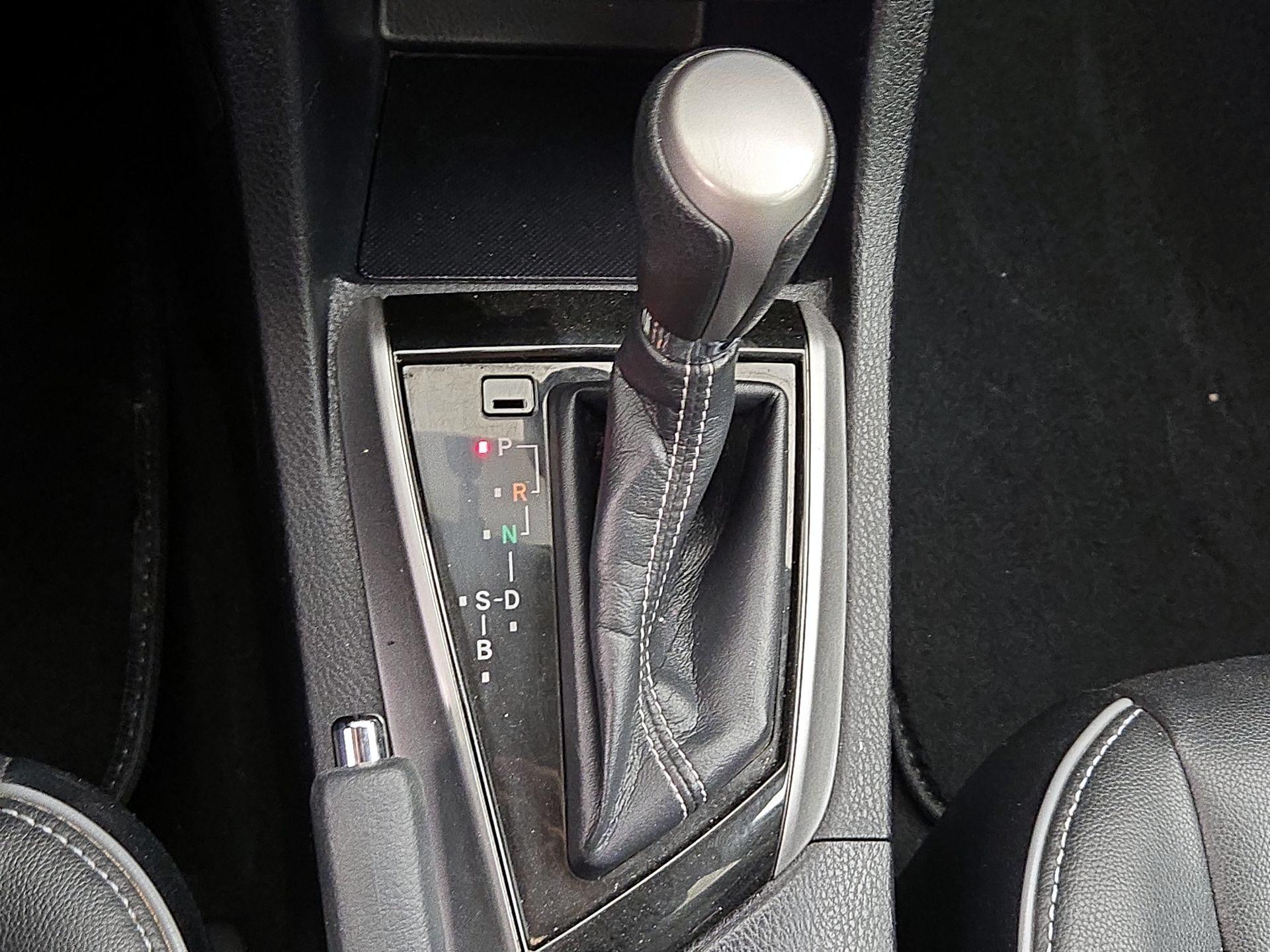 Thumbnail: 2016 Toyota Corolla - 17