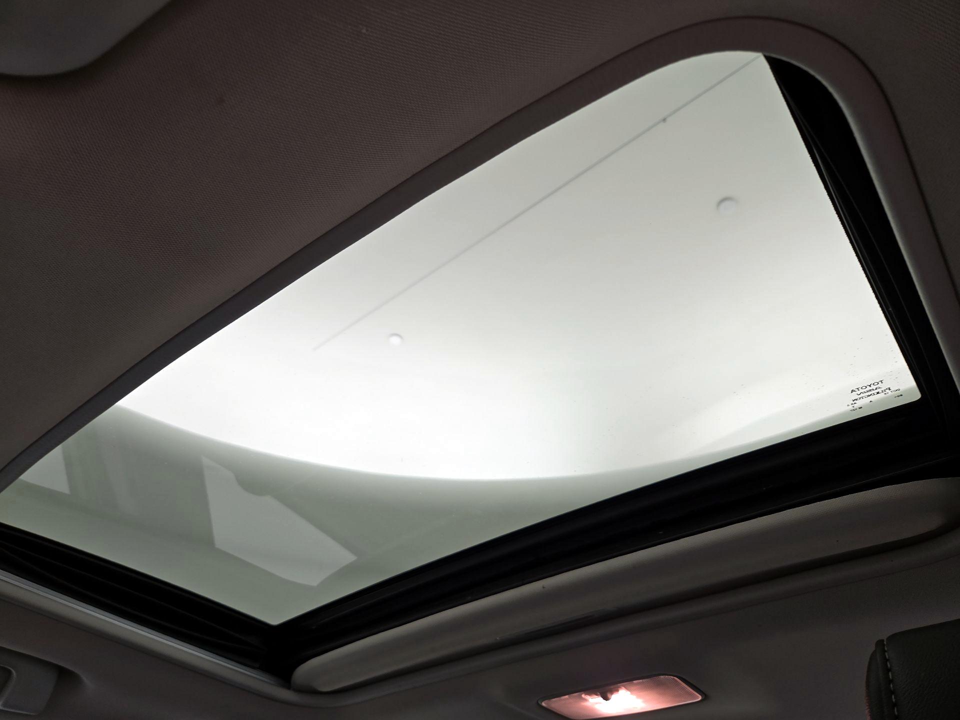 Thumbnail: 2016 Toyota Corolla - 19