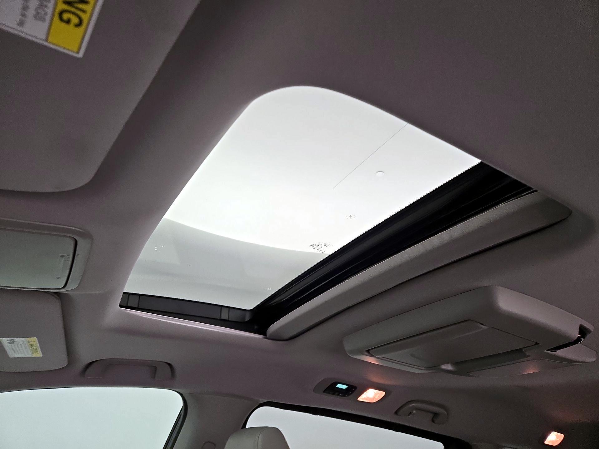 Thumbnail: 2019 Honda Odyssey - 19