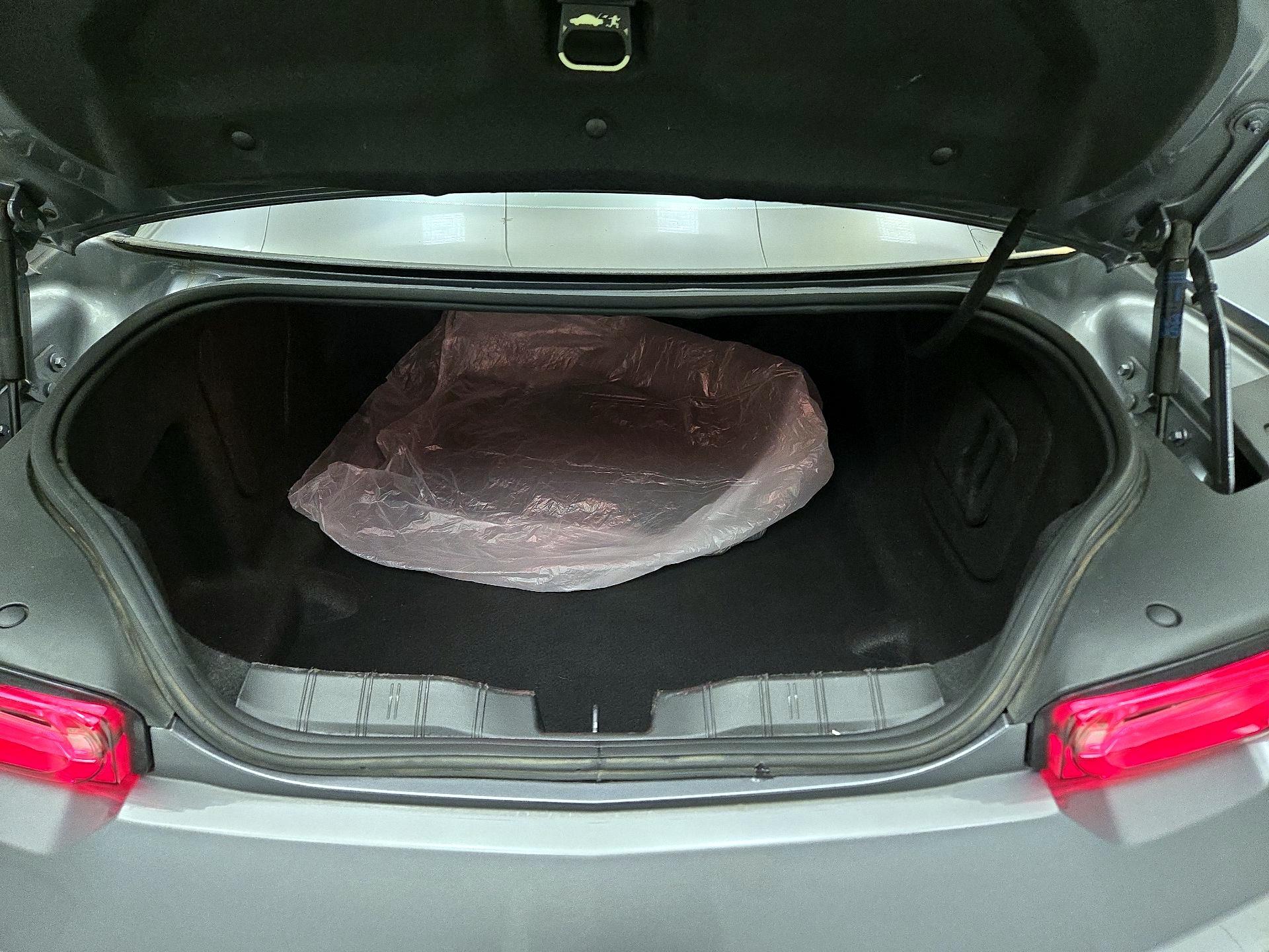 Thumbnail: 2021 Chevrolet Camaro - 19