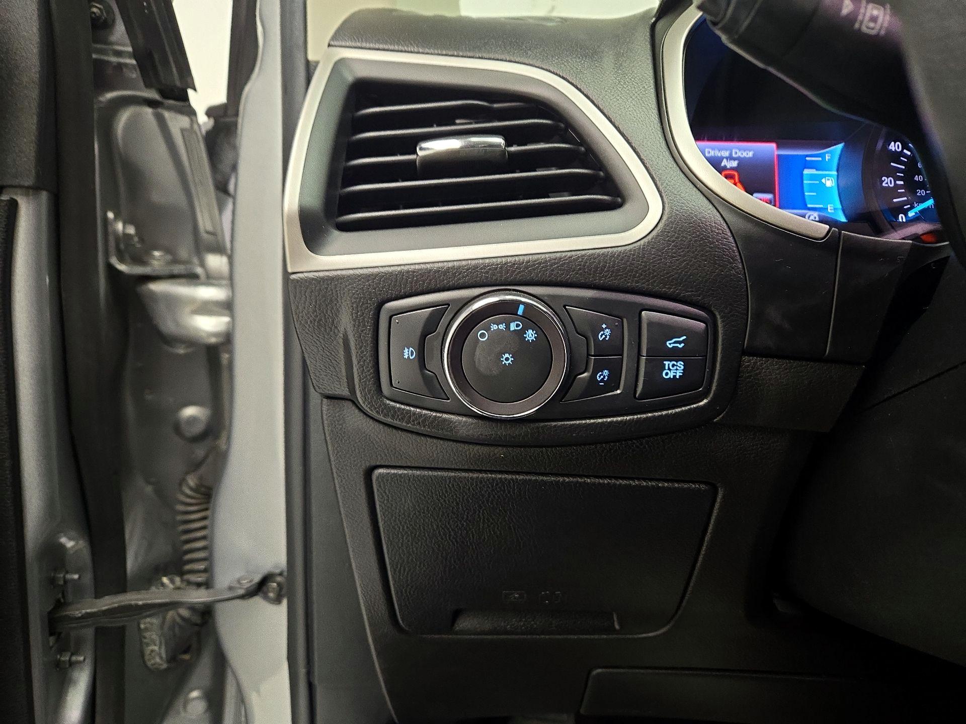 Thumbnail: 2020 Ford Edge - 13