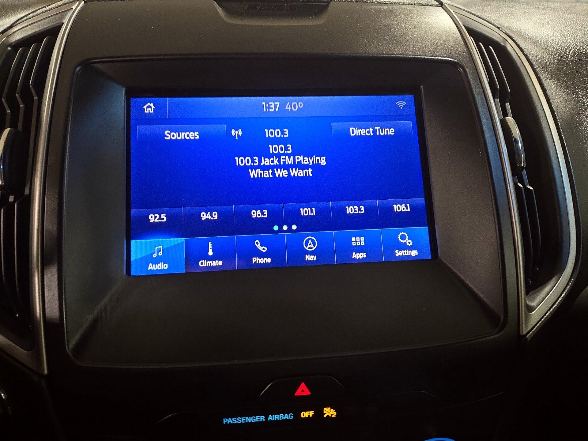 Thumbnail: 2020 Ford Edge - 16