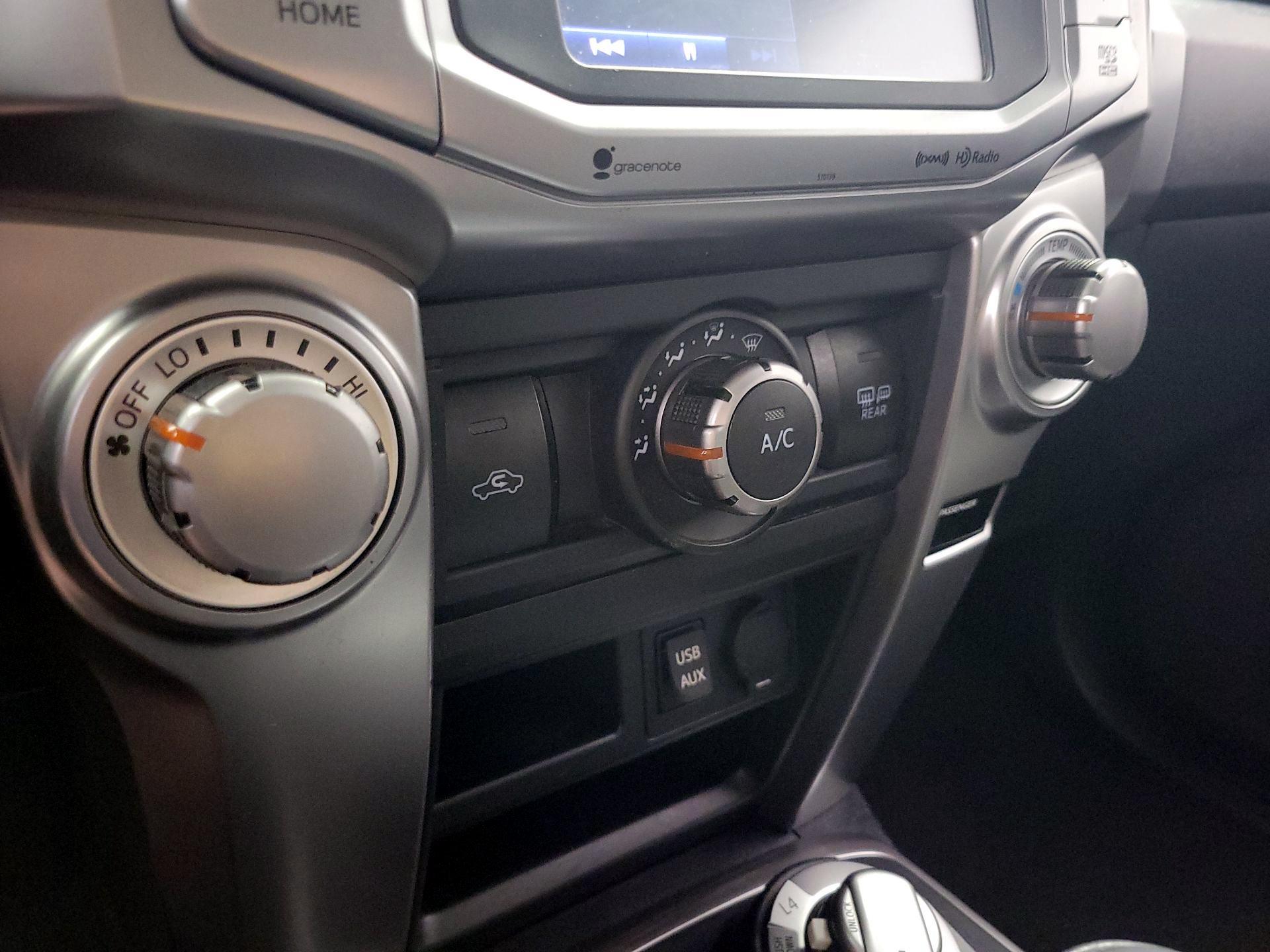 Thumbnail: 2017 Toyota 4Runner - 16