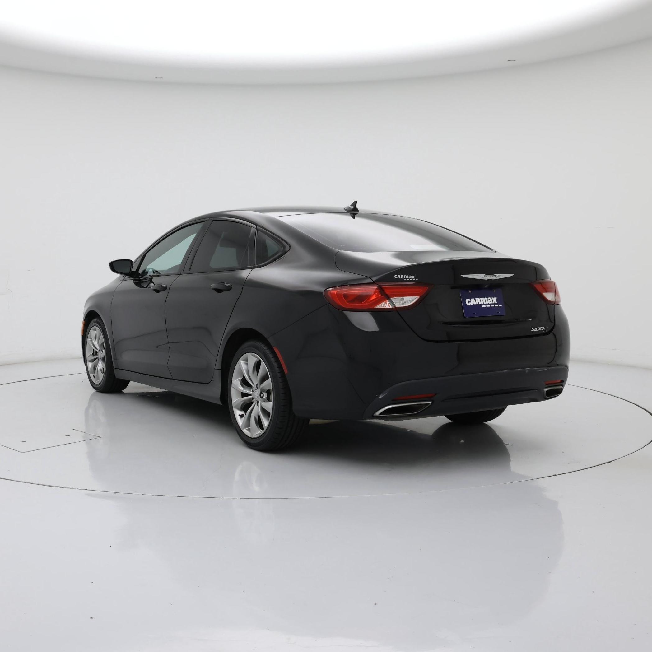 Thumbnail: 2015 Chrysler 200 - 2