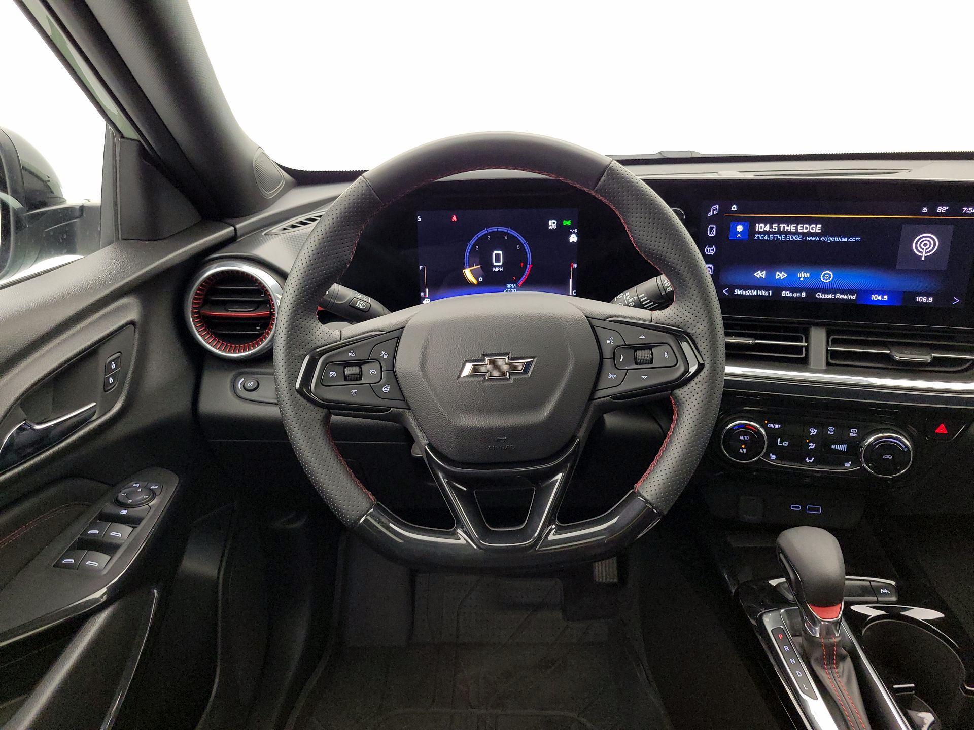 Thumbnail: 2024 Chevrolet Trax - 10