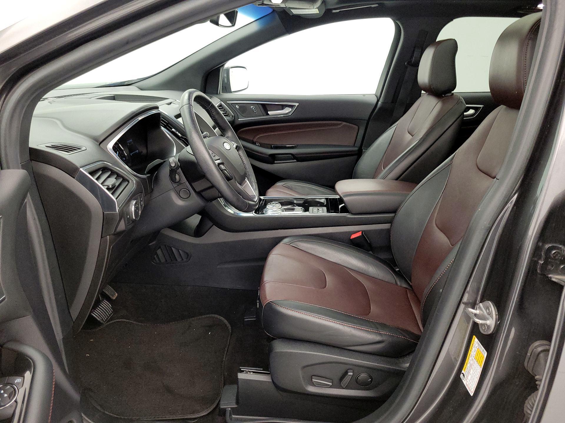 Thumbnail: 2020 Ford Edge - 11