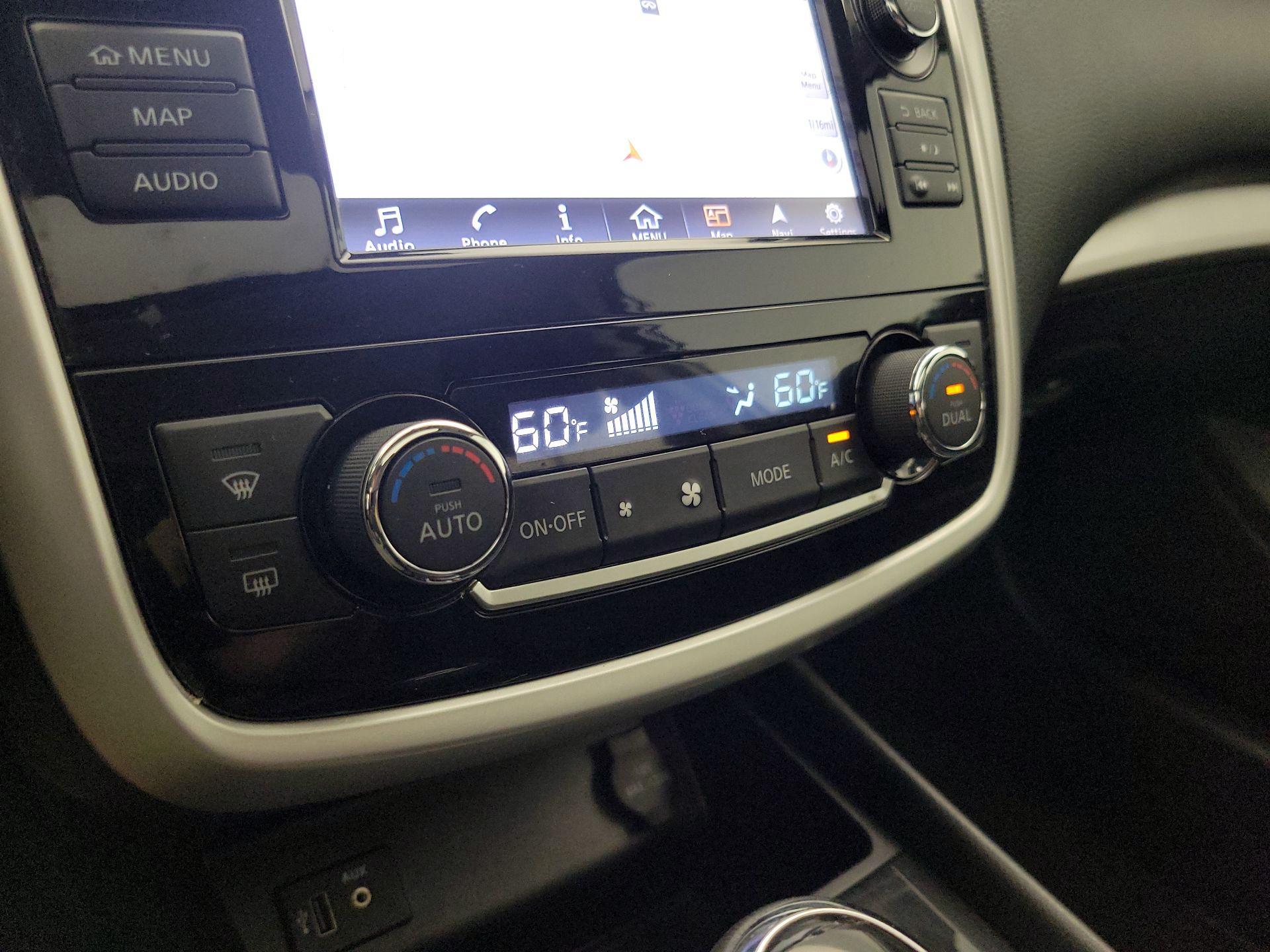 Thumbnail: 2018 Nissan Altima - 16