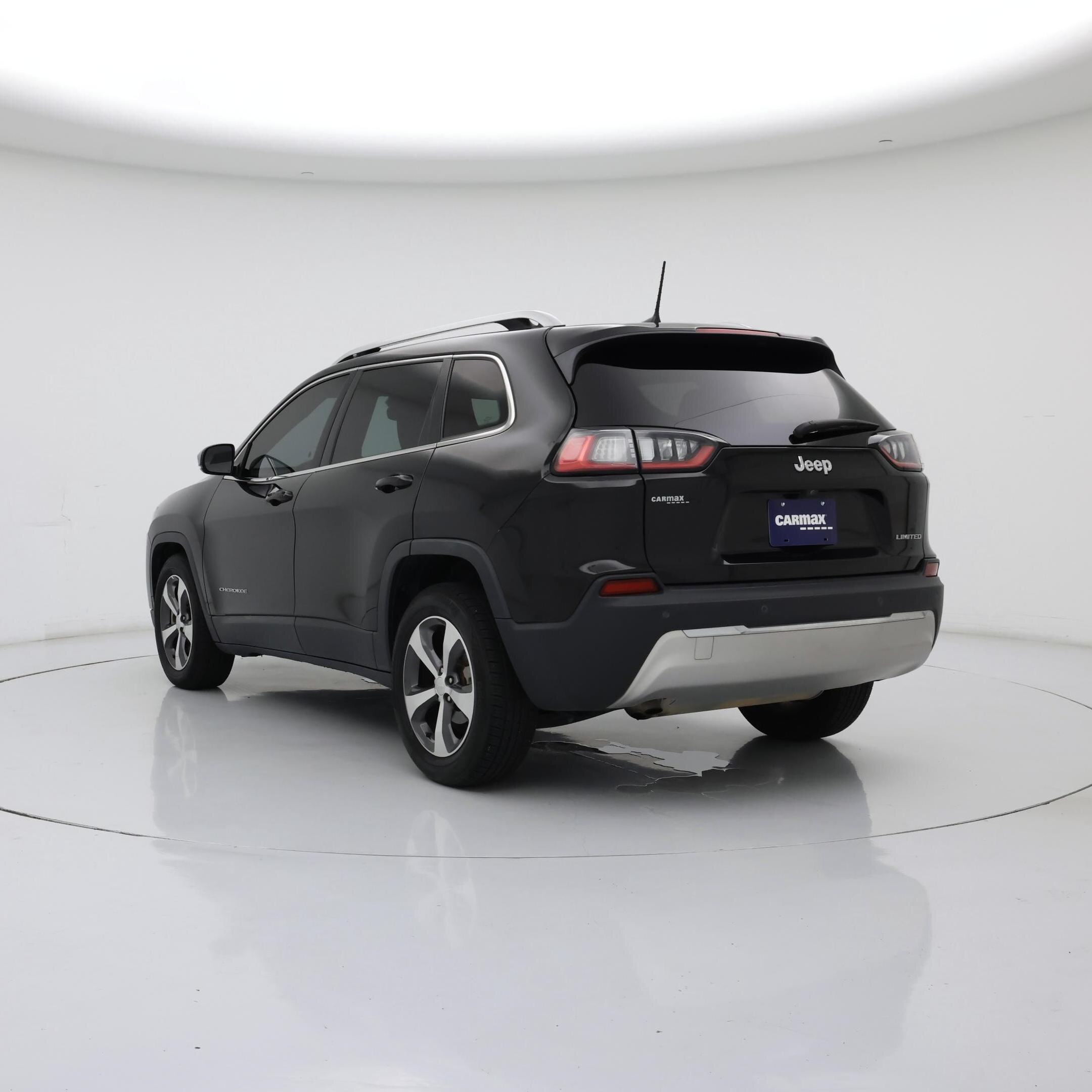Thumbnail: 2019 Jeep Cherokee - 2