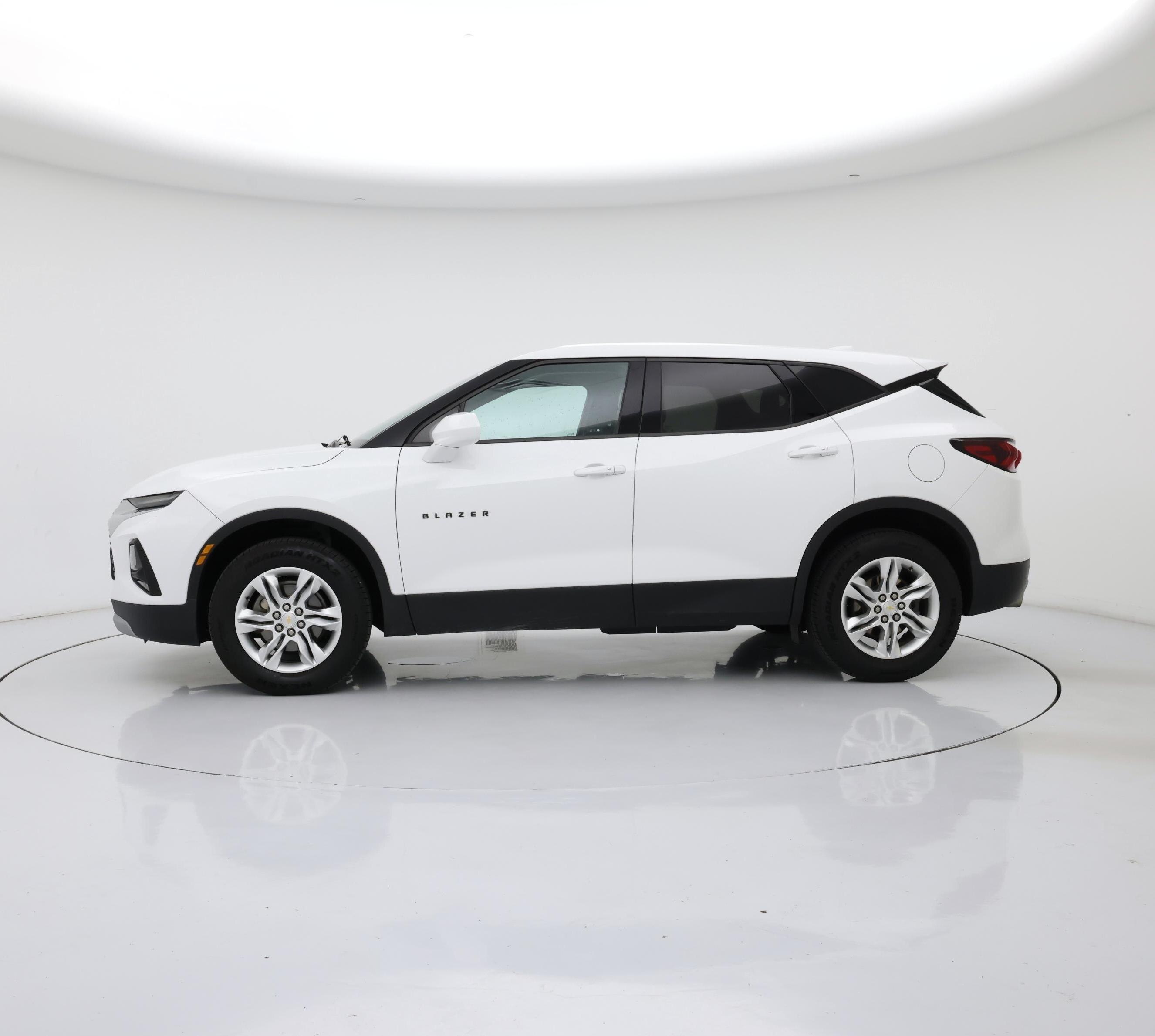 Thumbnail: 2020 Chevrolet Blazer - 3