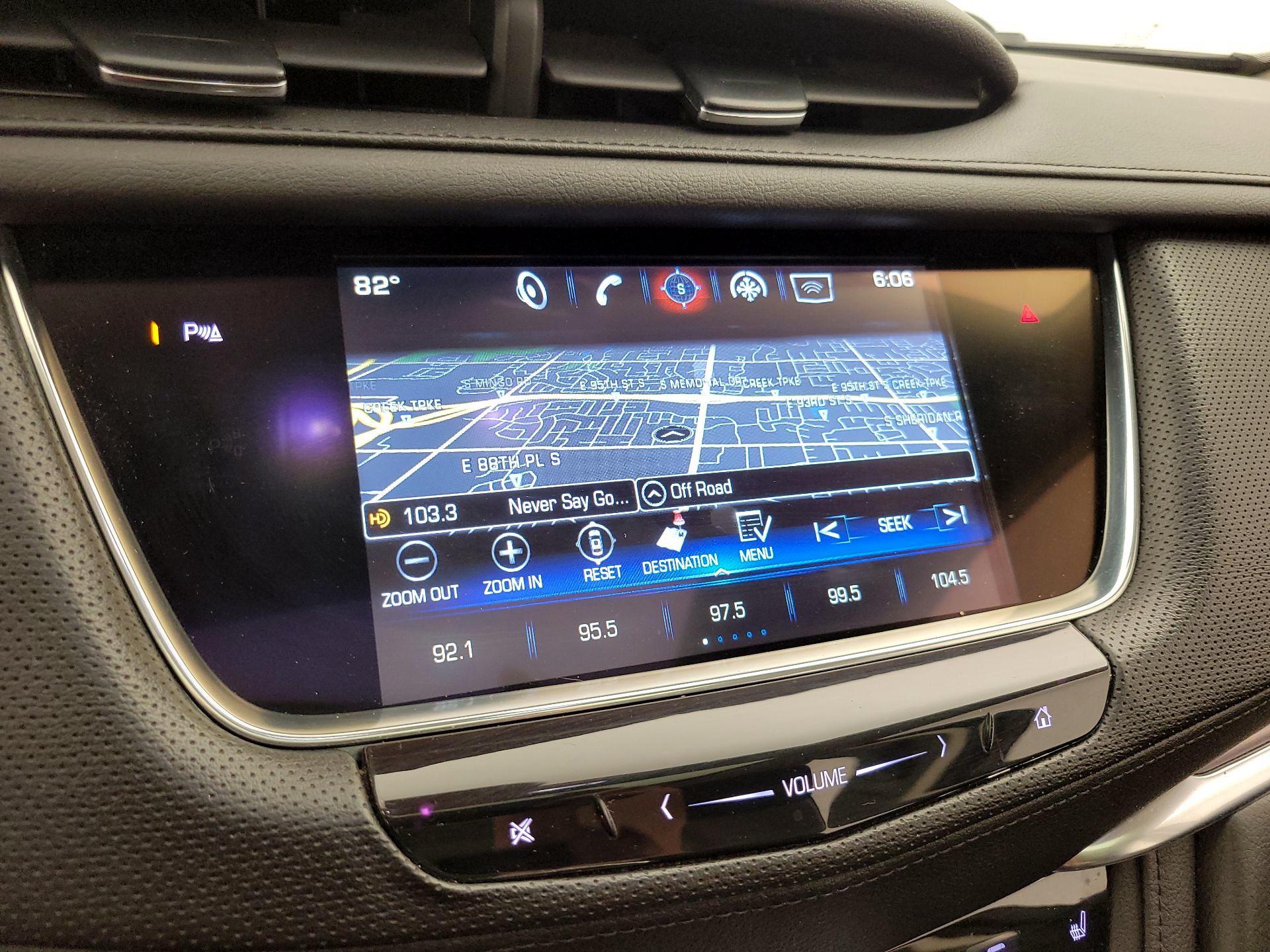 Thumbnail: 2017 Cadillac XT5 - 14