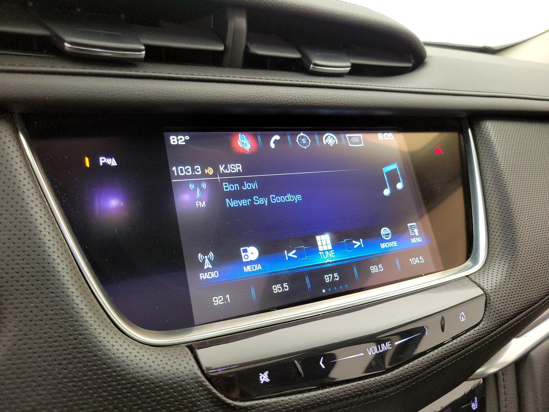 Thumbnail: 2017 Cadillac XT5 - 16