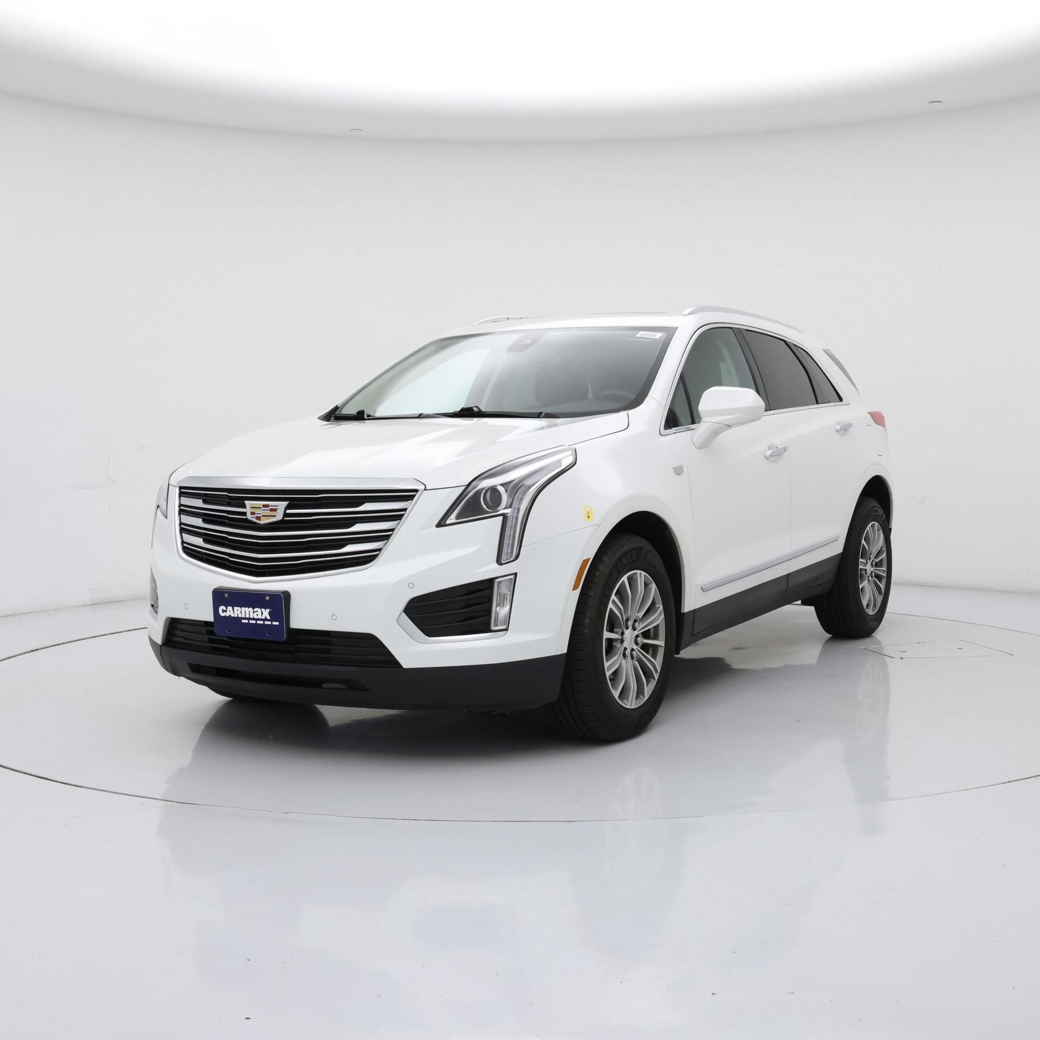 Thumbnail: 2017 Cadillac XT5 - 4