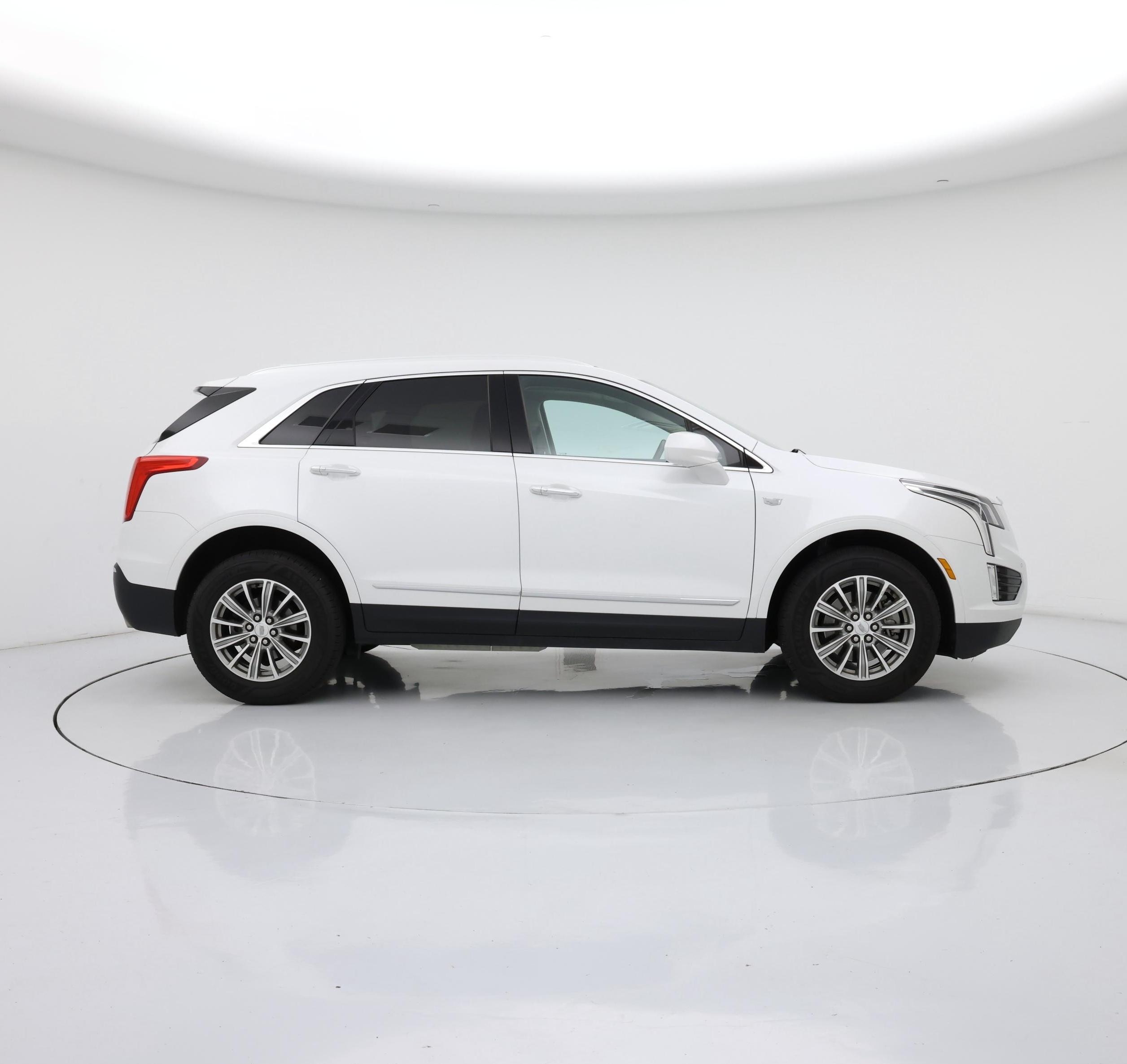Thumbnail: 2017 Cadillac XT5 - 7