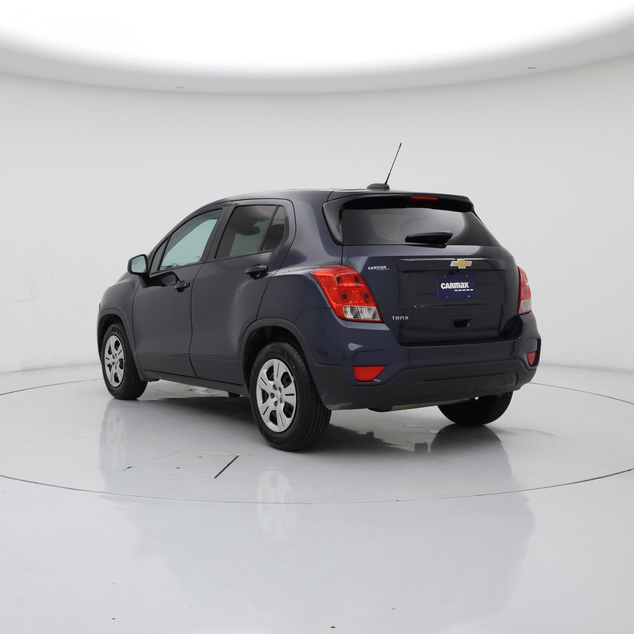 Thumbnail: 2019 Chevrolet Trax - 2