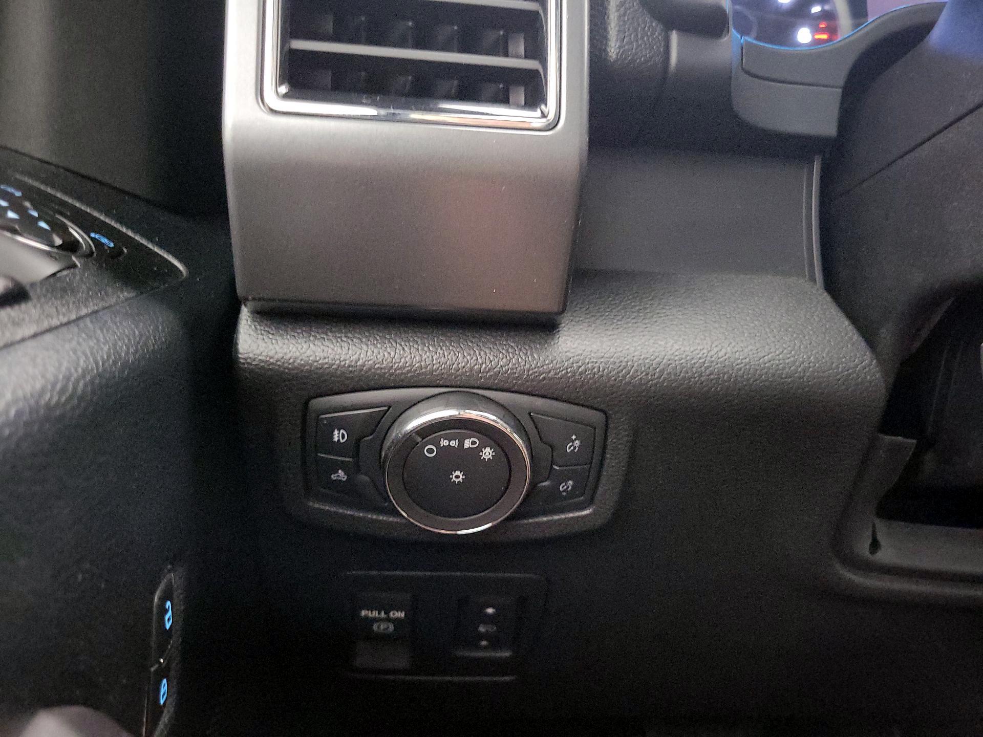 Thumbnail: 2019 Ford F-150 - 13