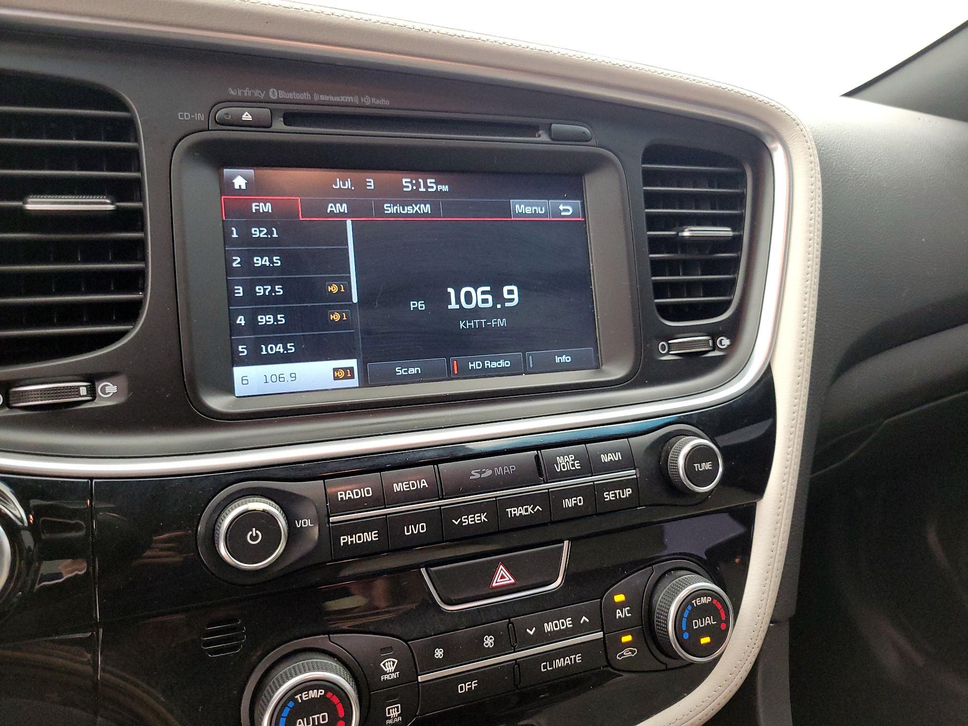 Thumbnail: 2015 Kia Optima - 16