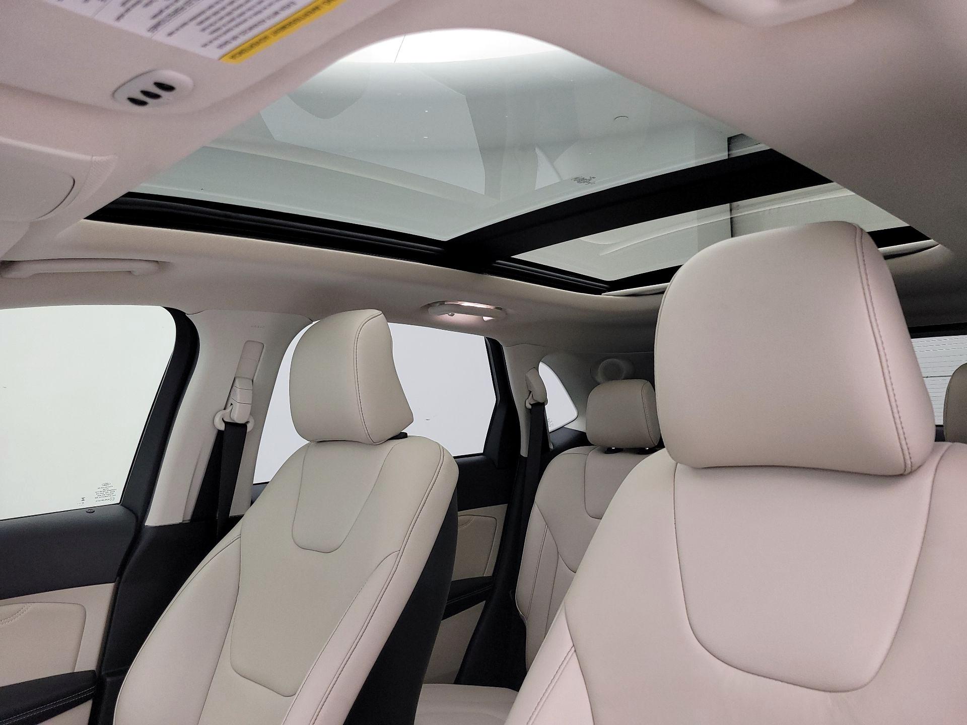 Thumbnail: 2022 Ford Edge - 19
