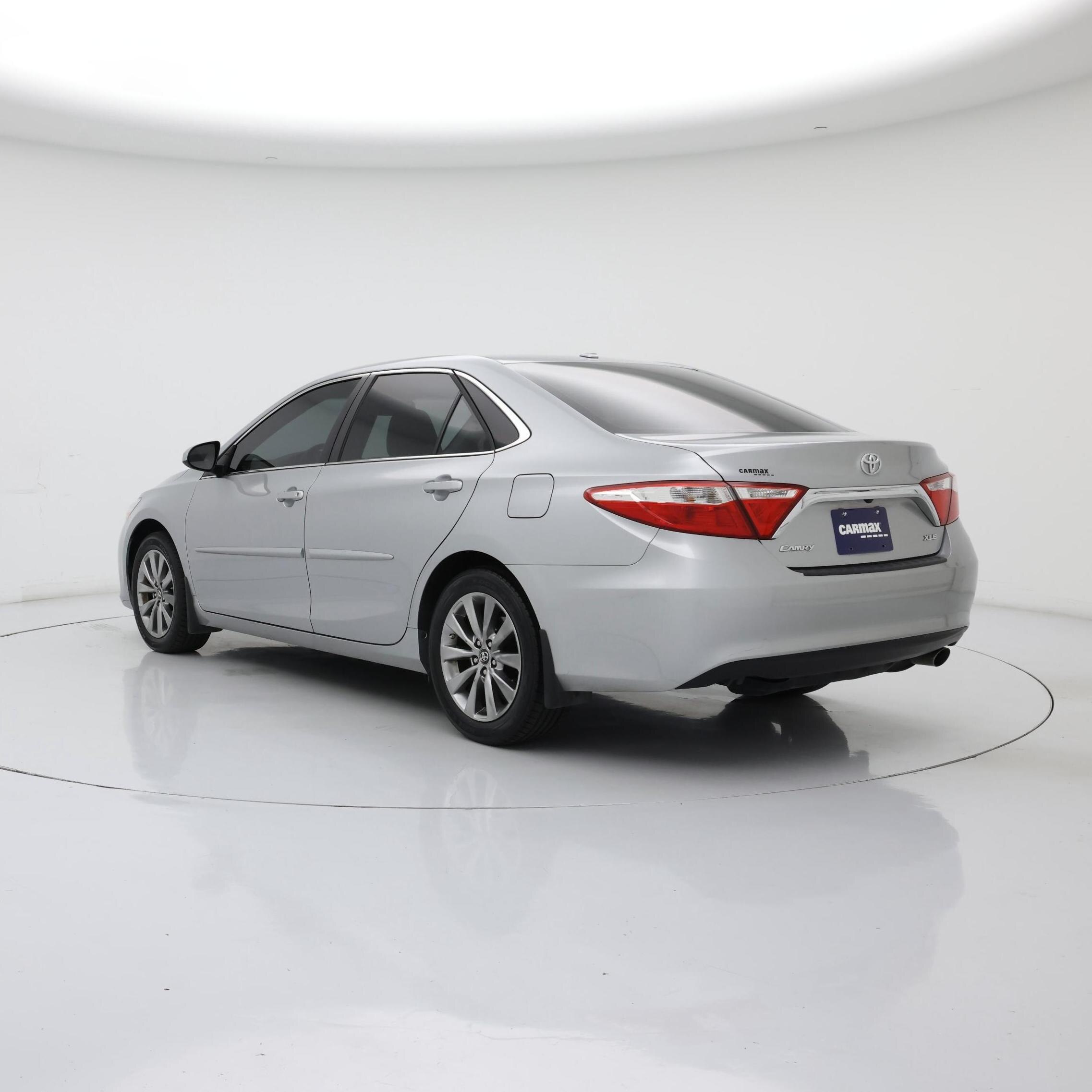 Thumbnail: 2017 Toyota Camry - 2