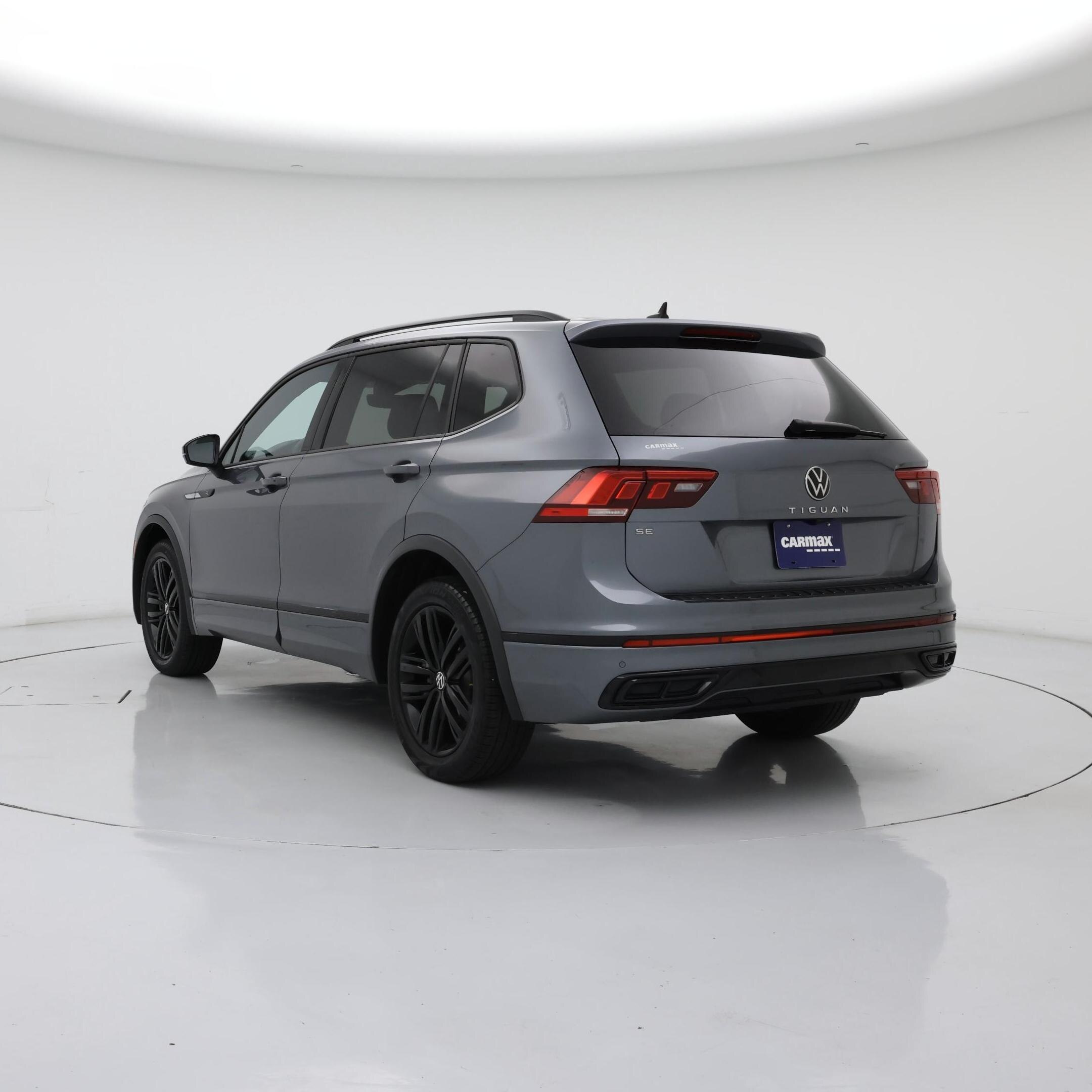 Thumbnail: 2022 Volkswagen Tiguan - 2