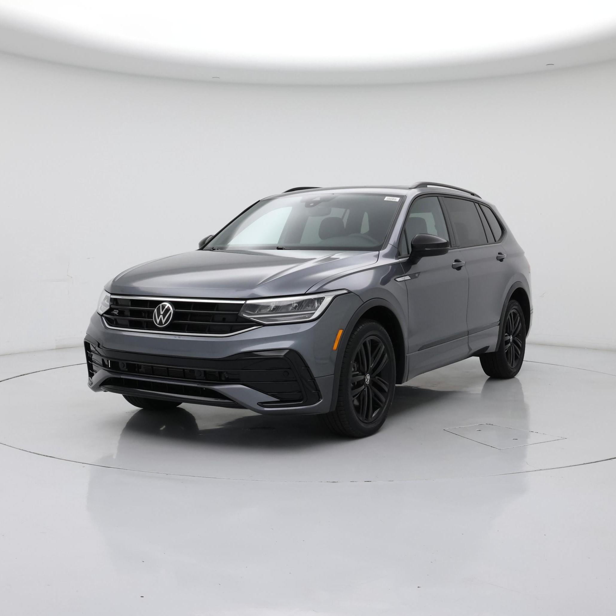 Thumbnail: 2022 Volkswagen Tiguan - 4