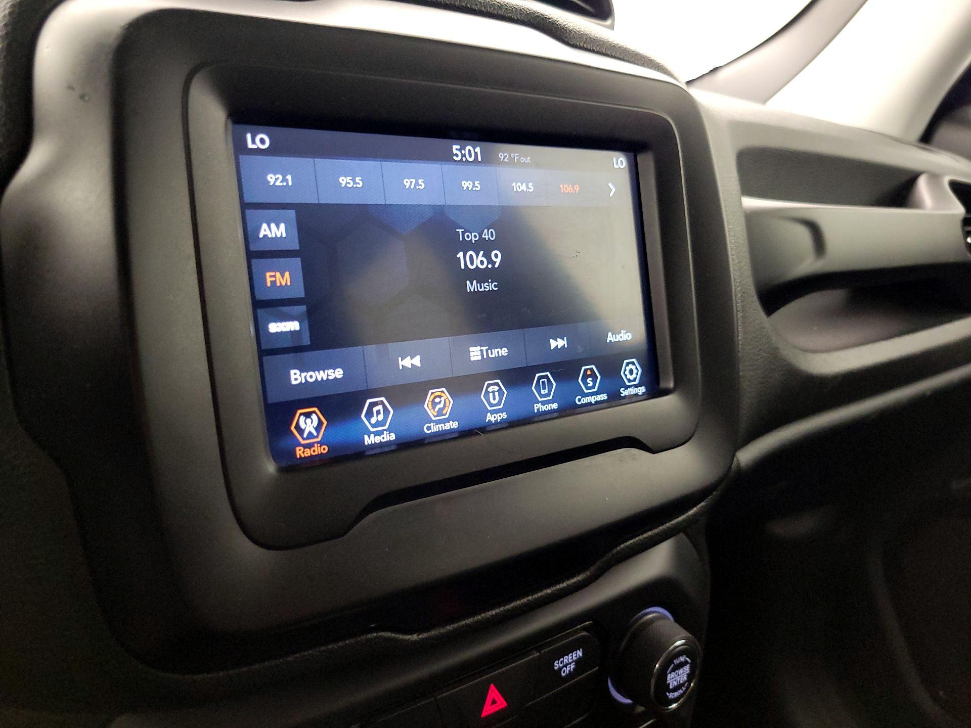 Thumbnail: 2019 Jeep Renegade - 15