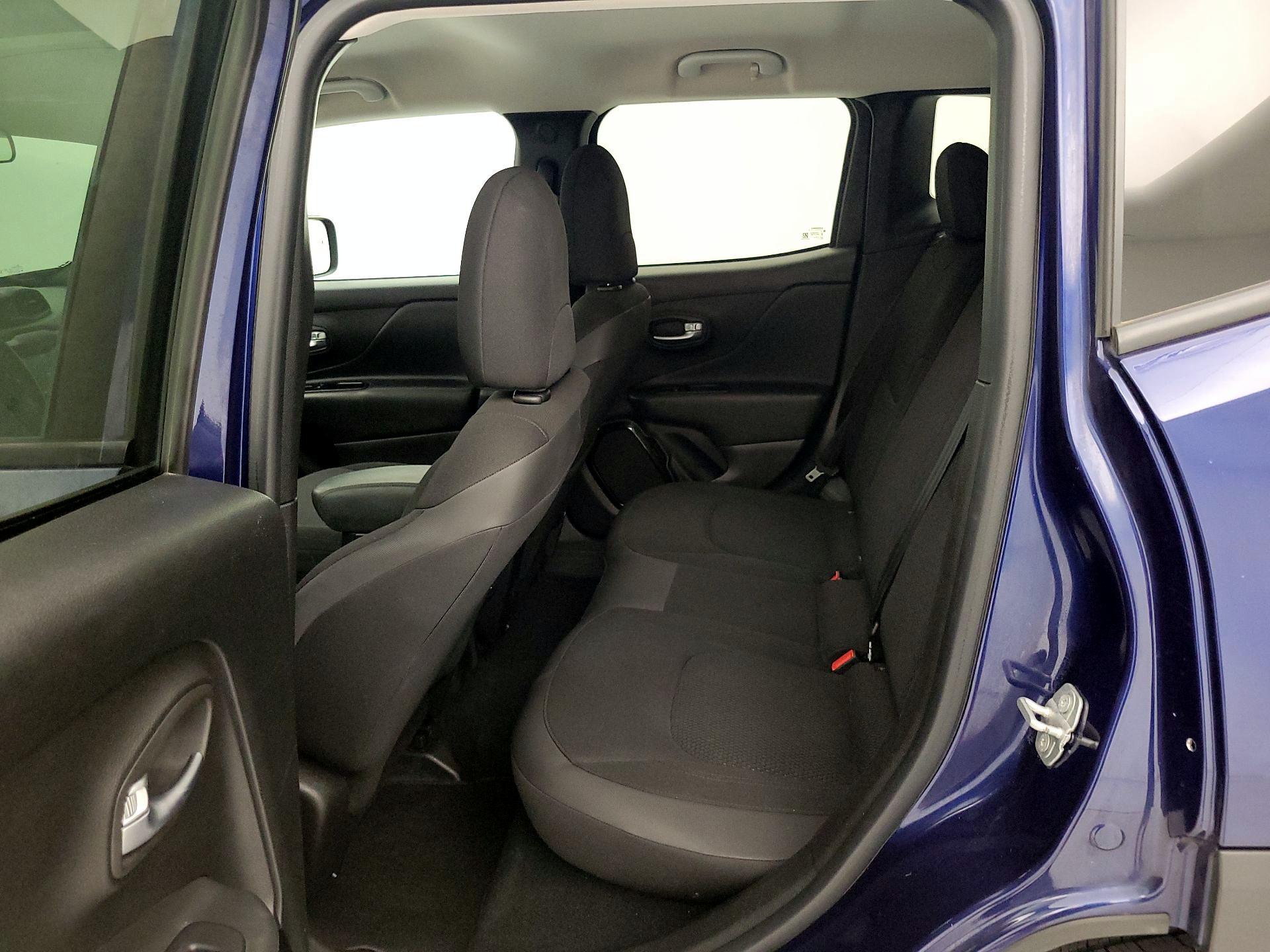Thumbnail: 2019 Jeep Renegade - 19