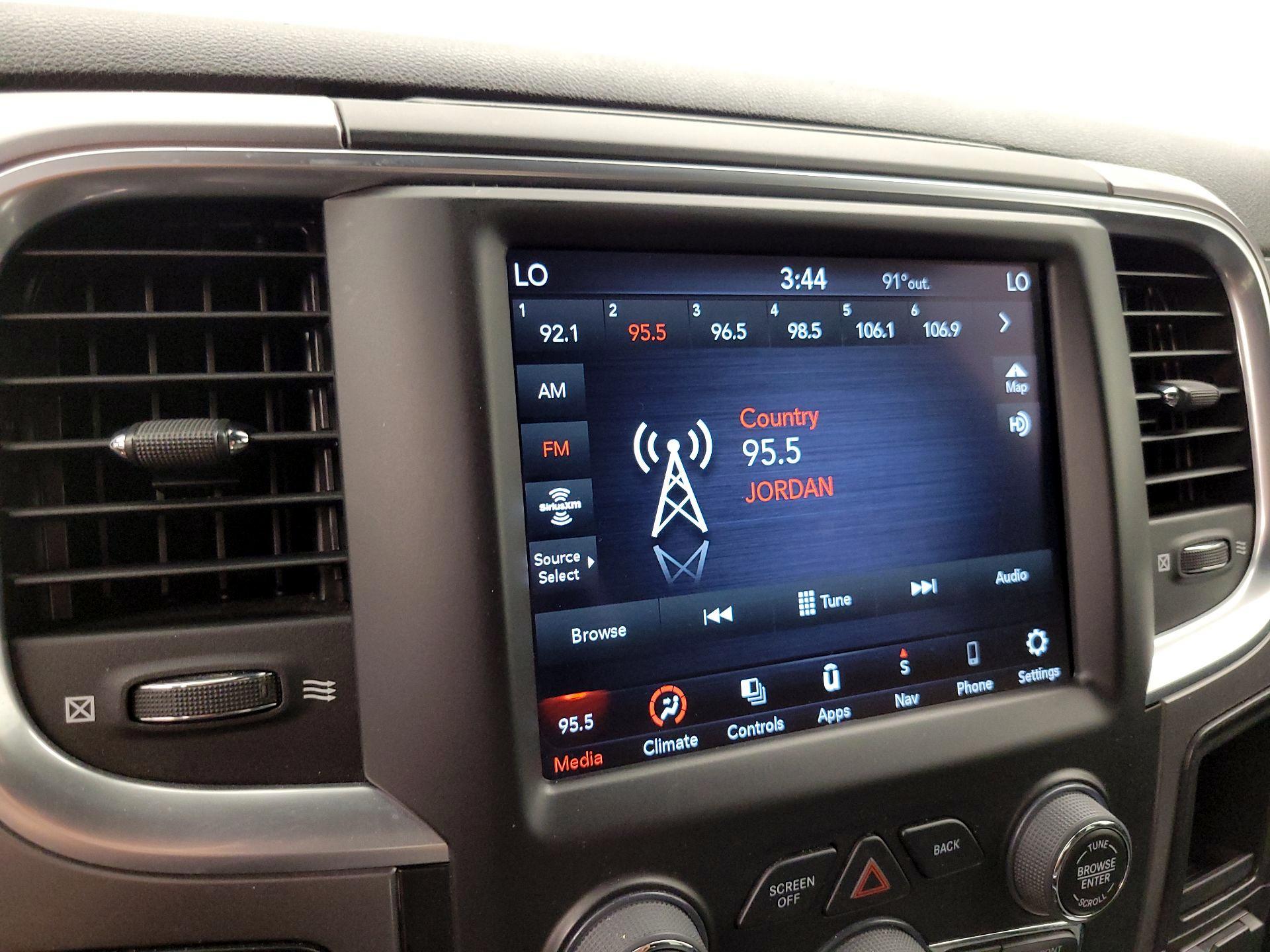 Thumbnail: 2023 RAM 1500 Classic - 16