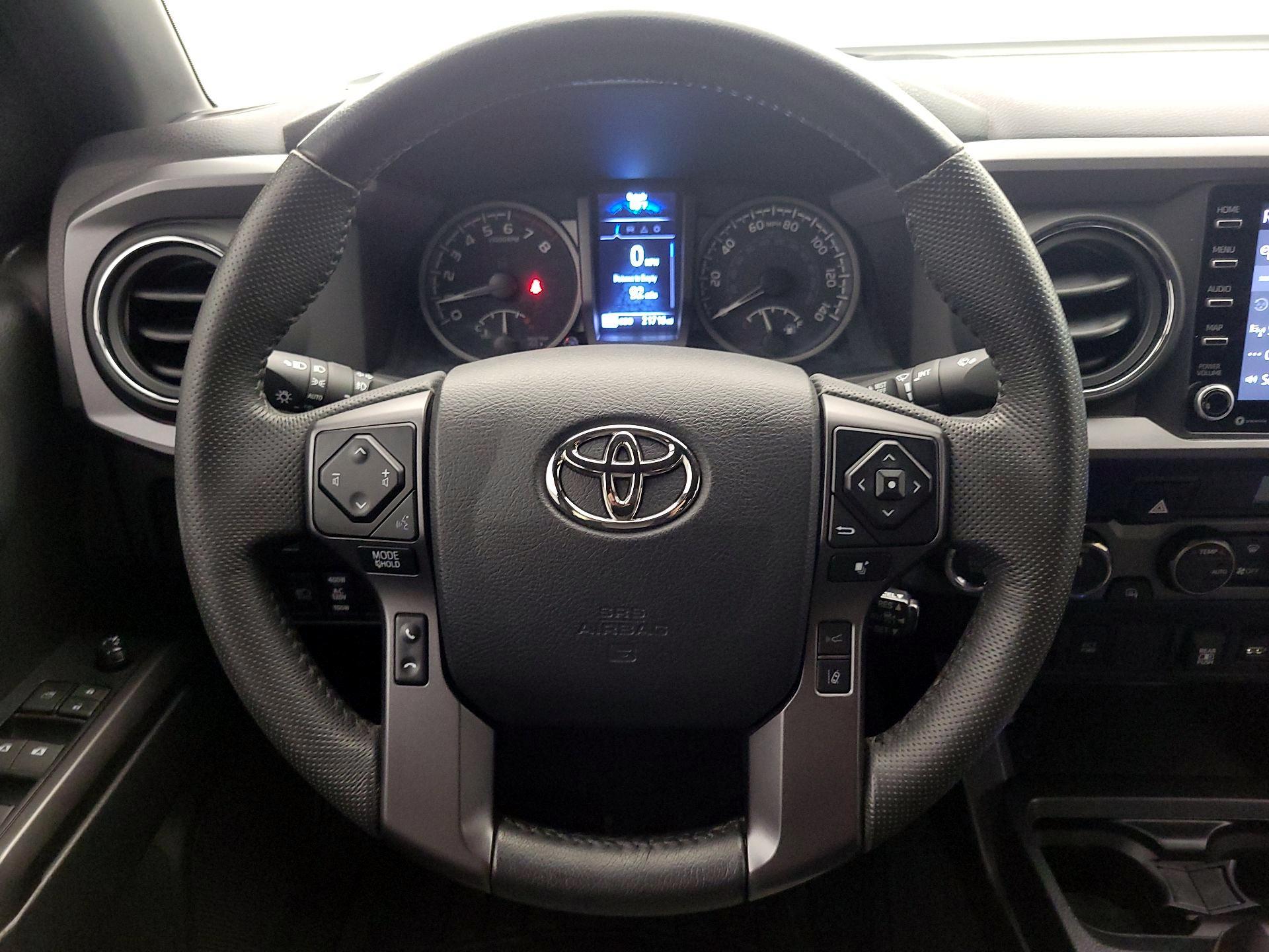Thumbnail: 2022 Toyota Tacoma - 10