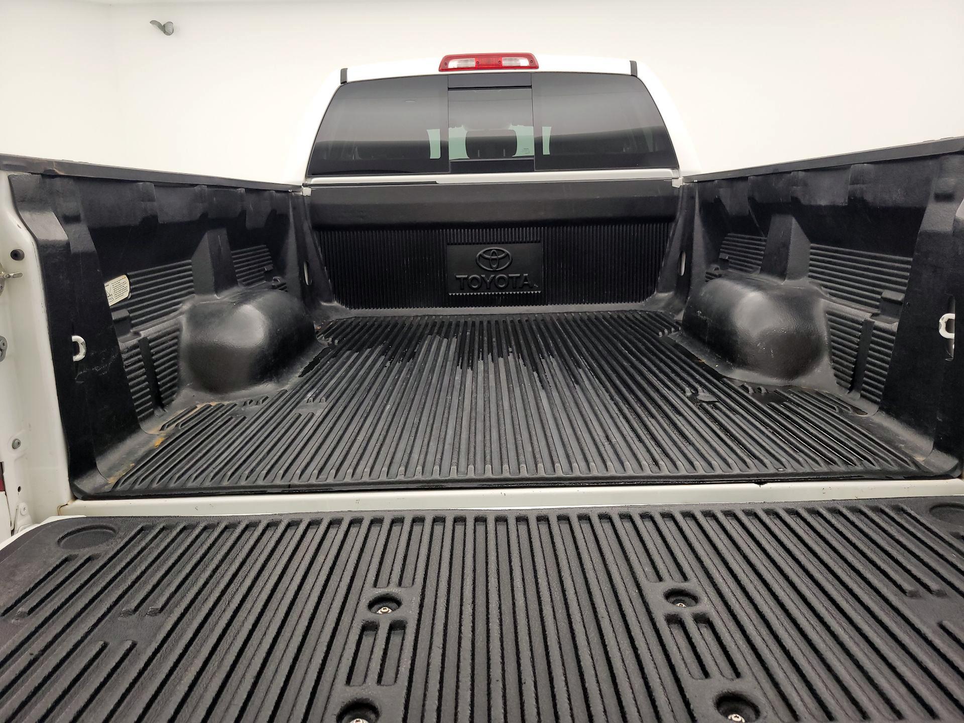 Thumbnail: 2017 Toyota Tundra - 20