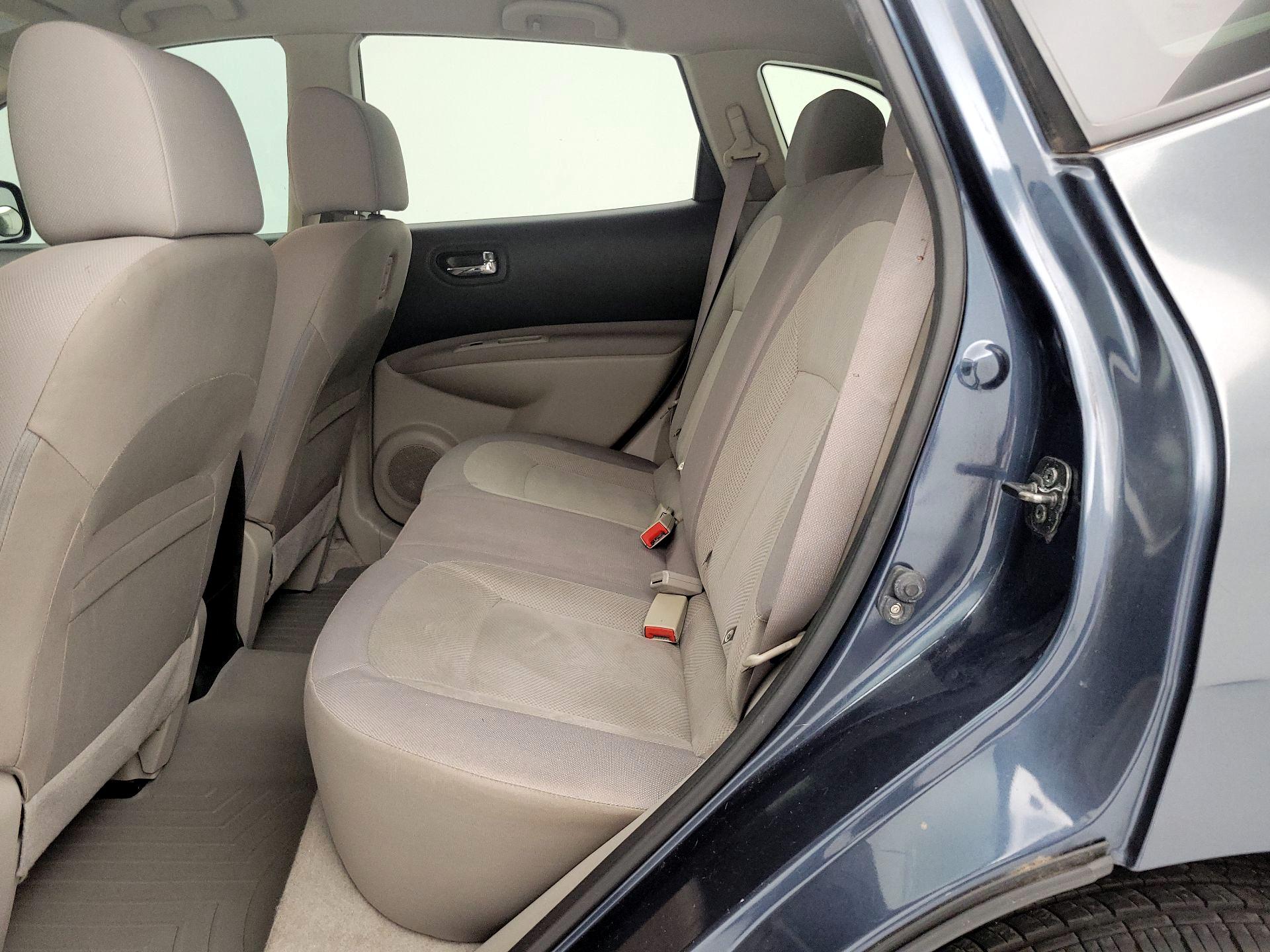 Thumbnail: 2013 Nissan Rogue - 19