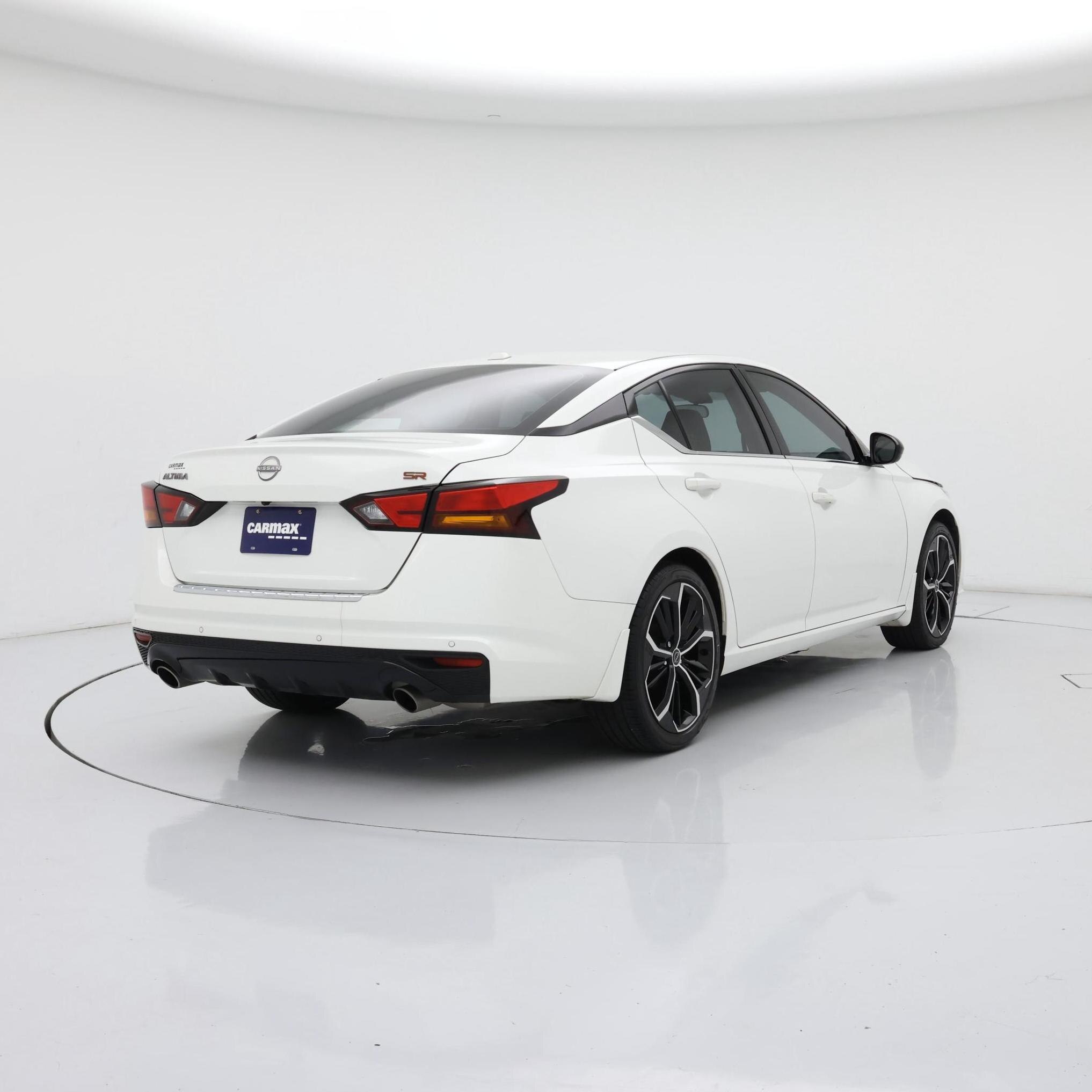Thumbnail: 2023 Nissan Altima - 8