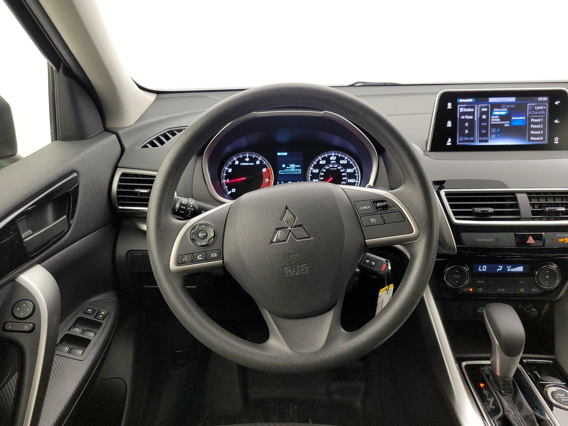 Thumbnail: 2018 Mitsubishi Eclipse Cross - 10