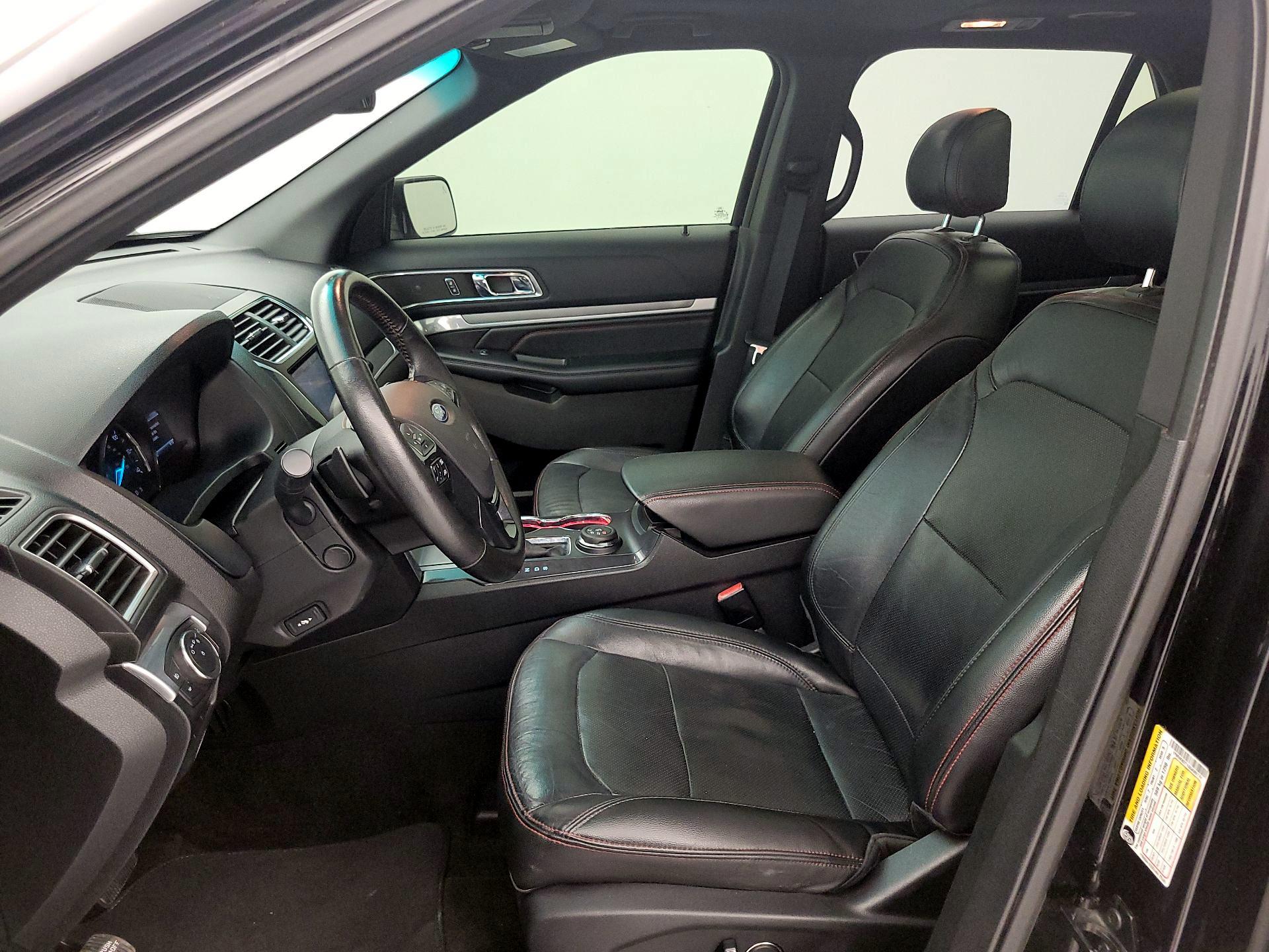 Thumbnail: 2016 Ford Explorer - 11