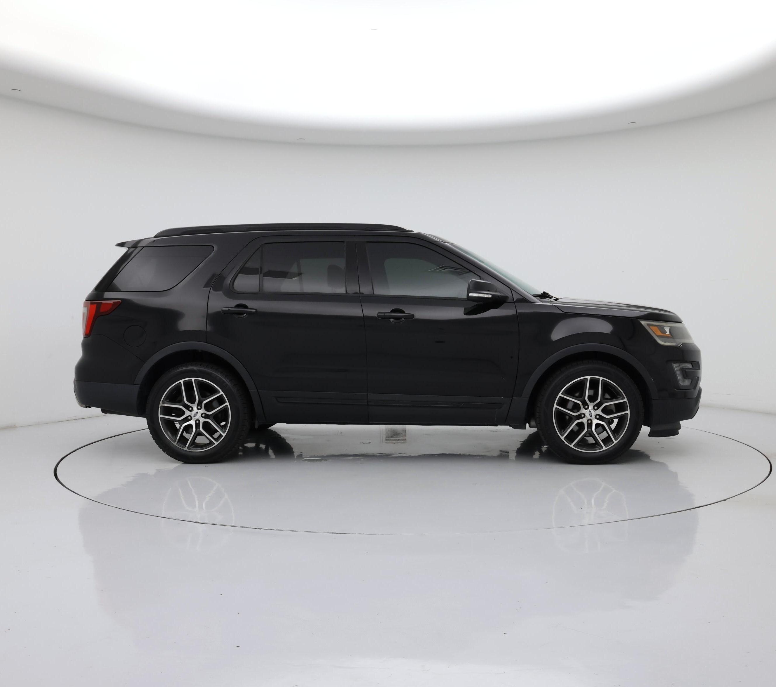 Thumbnail: 2016 Ford Explorer - 7