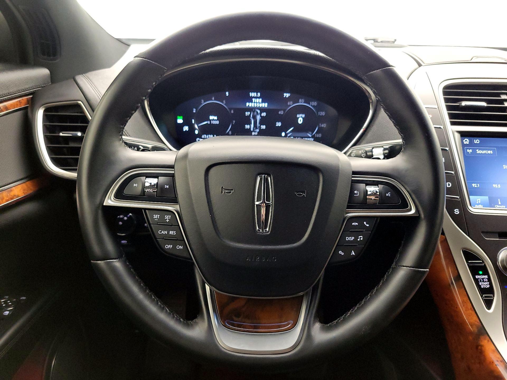 Thumbnail: 2019 Lincoln Nautilus - 10