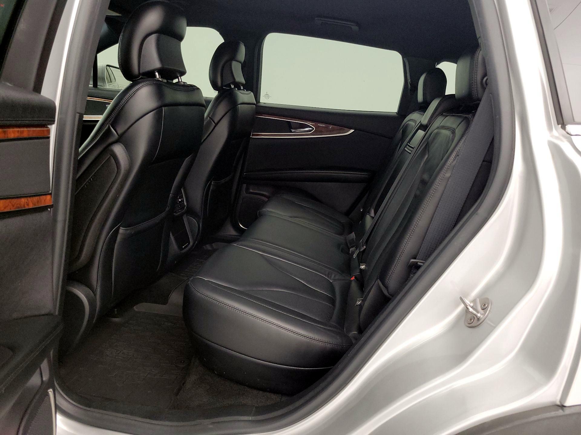 Thumbnail: 2019 Lincoln Nautilus - 20