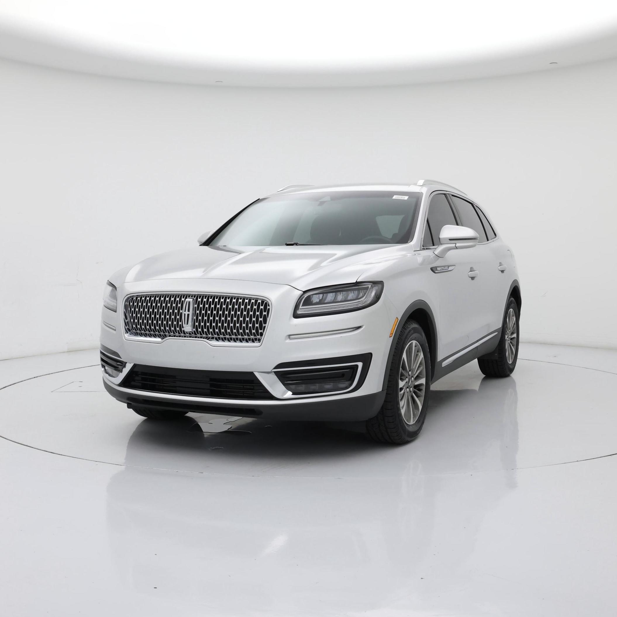 Thumbnail: 2019 Lincoln Nautilus - 4