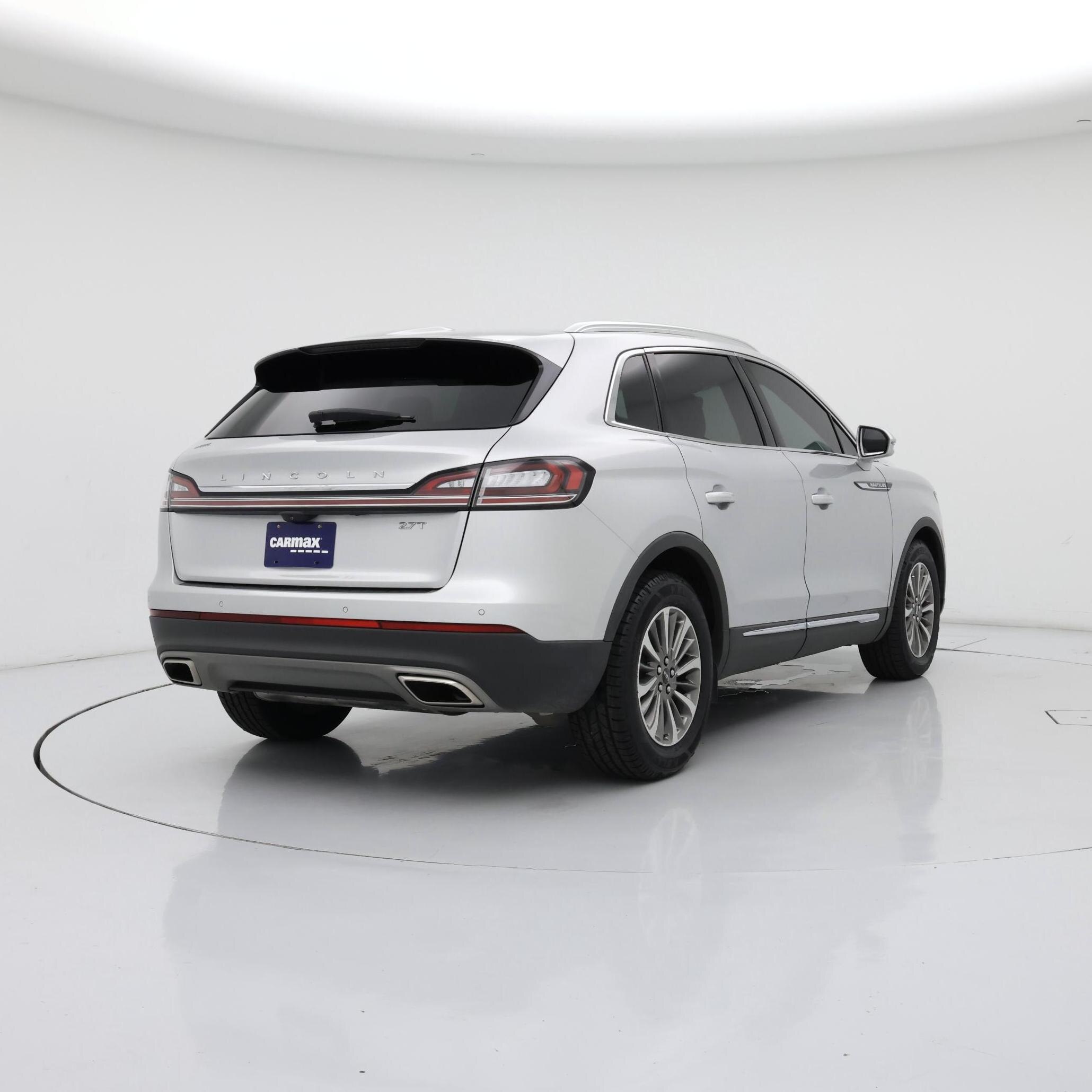 Thumbnail: 2019 Lincoln Nautilus - 8