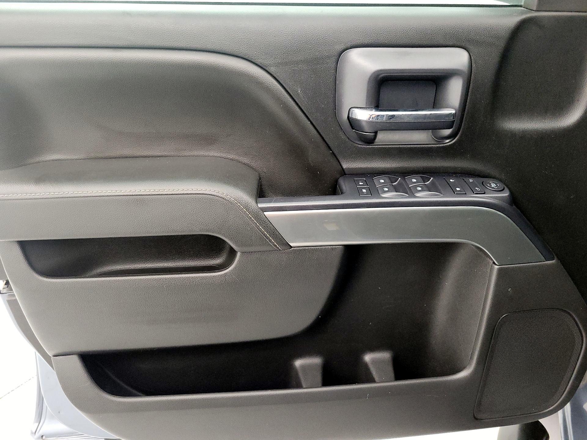 Thumbnail: 2015 Chevrolet Silverado 1500 - 12