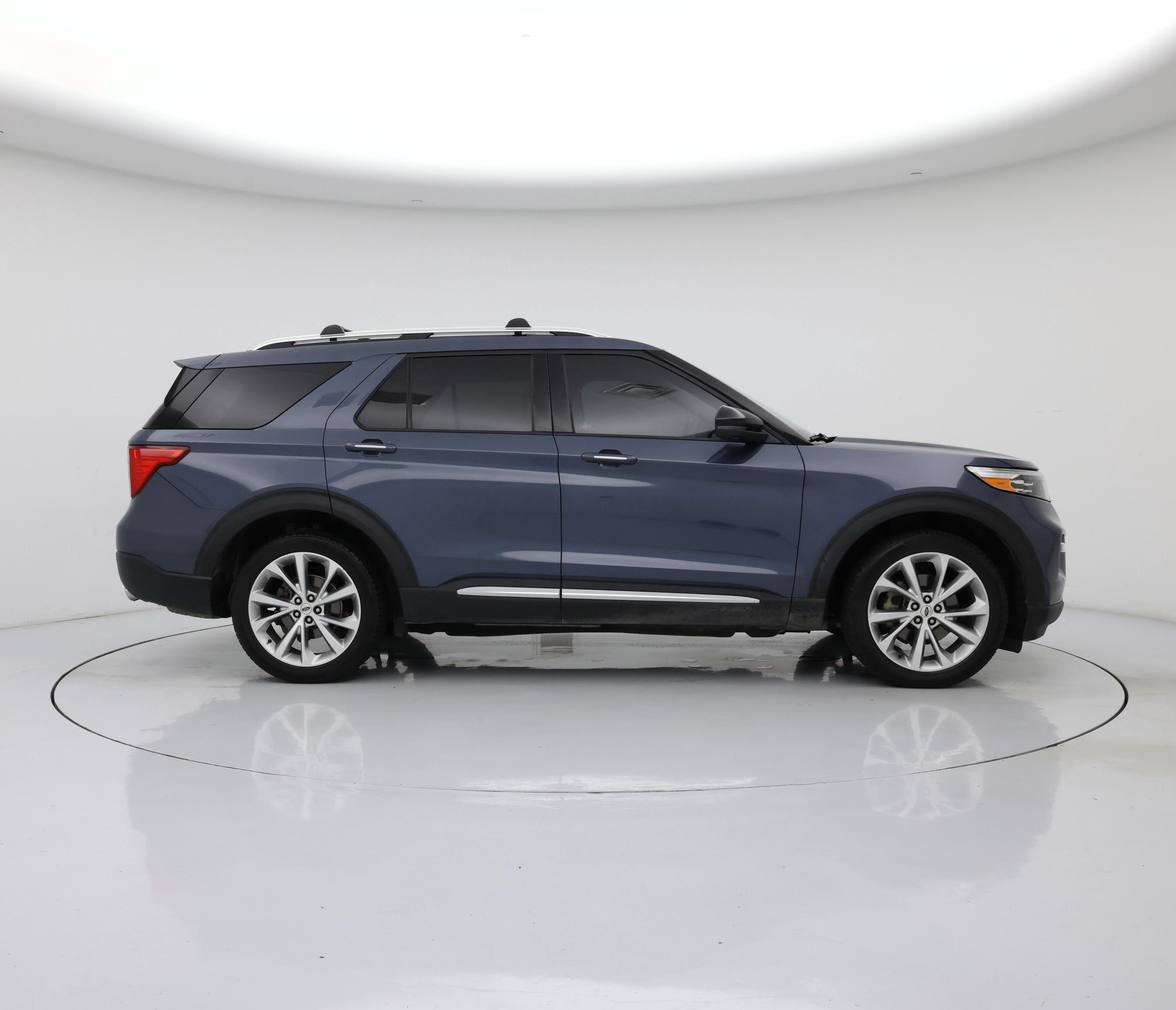 Thumbnail: 2021 Ford Explorer - 7