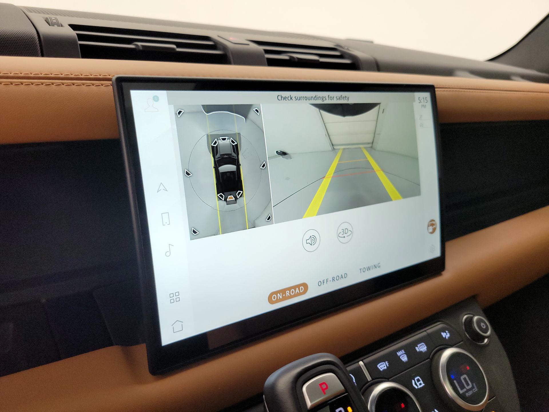 Thumbnail: 2024 Land Rover Defender - 15