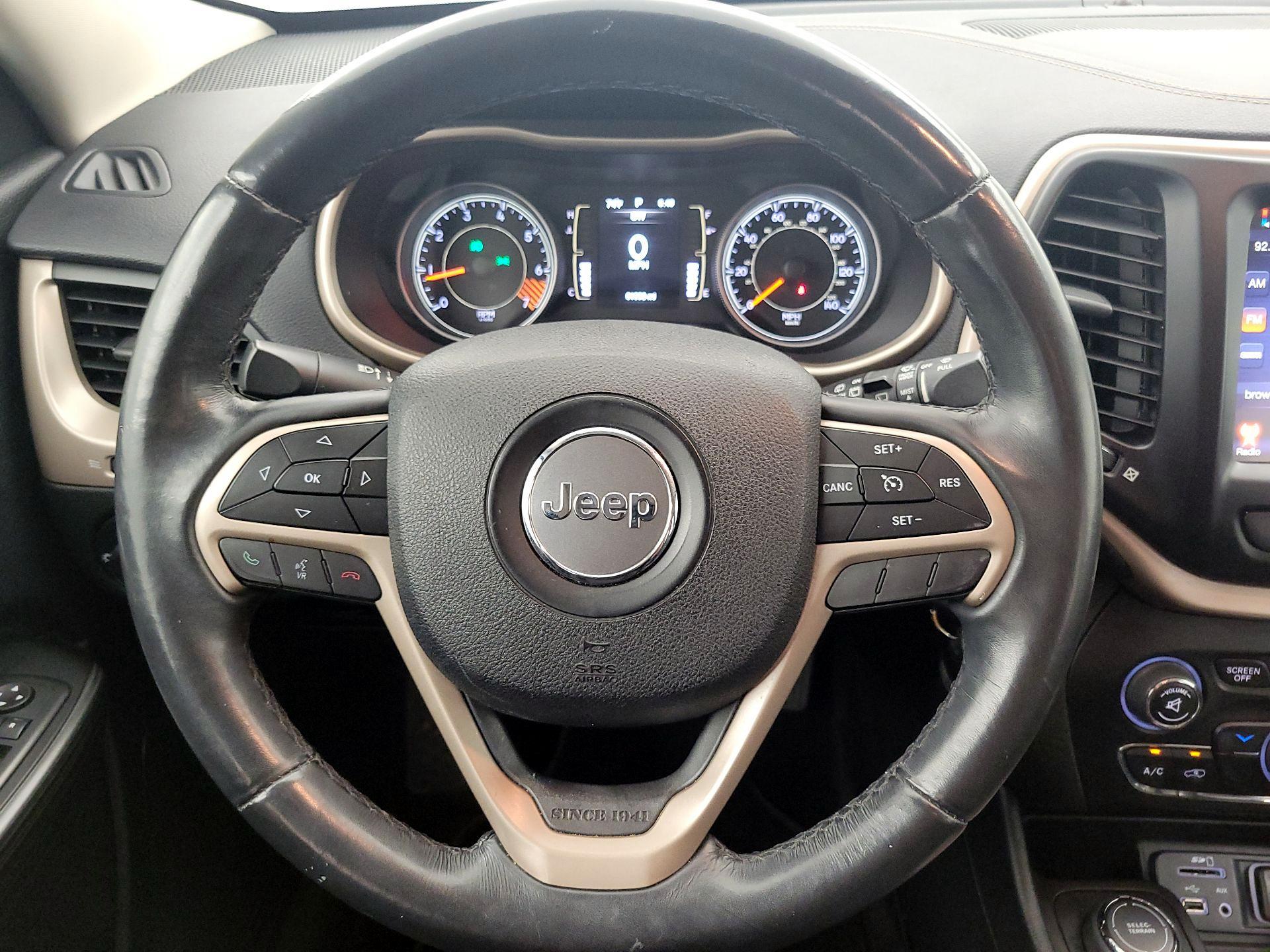 Thumbnail: 2015 Jeep Cherokee - 10