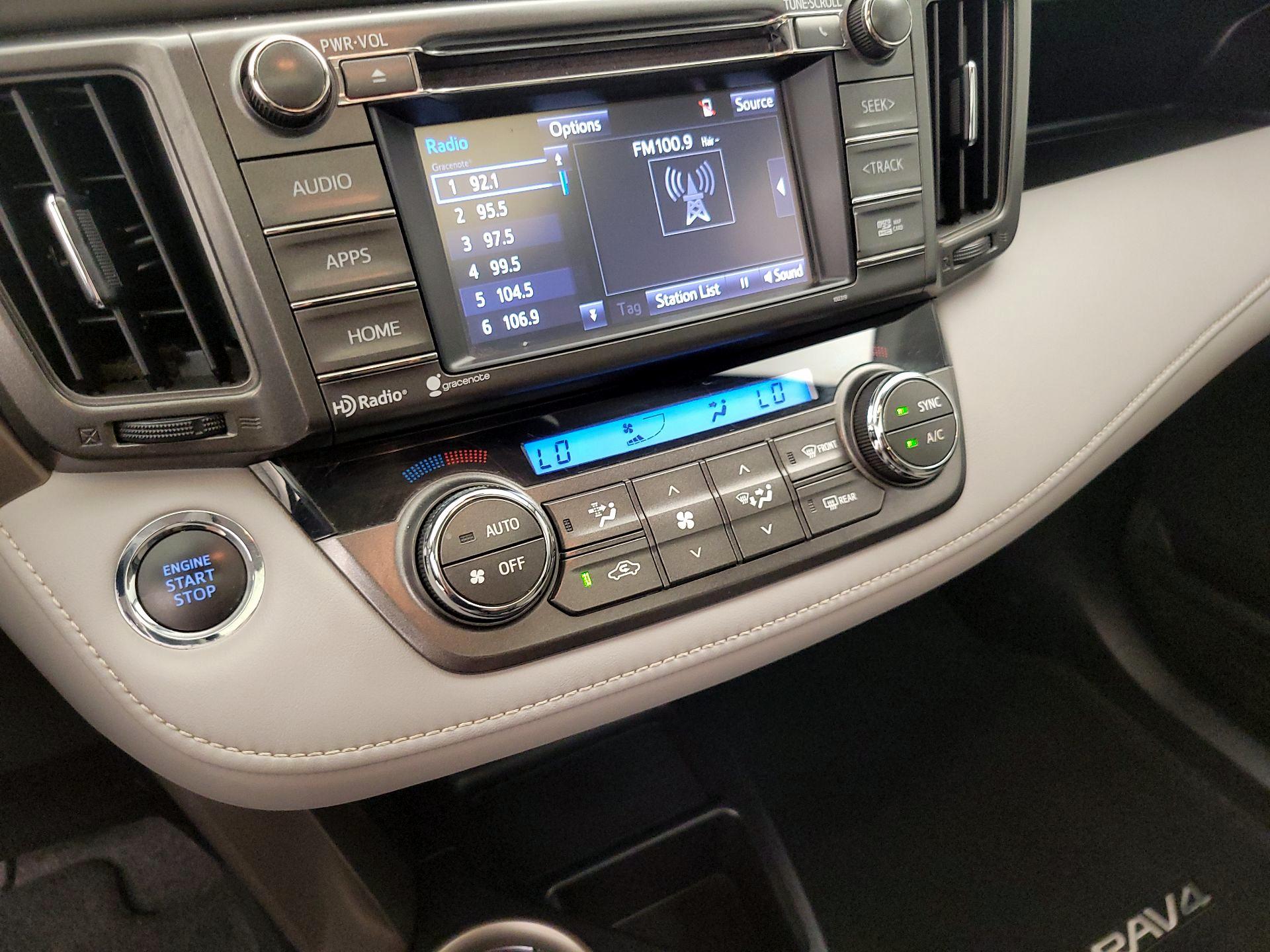 Thumbnail: 2015 Toyota RAV4 - 17